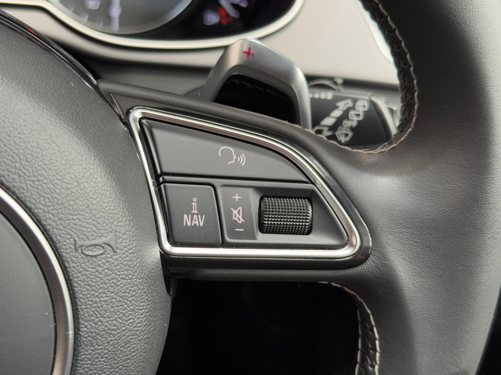 Audi S4 Avant view 38