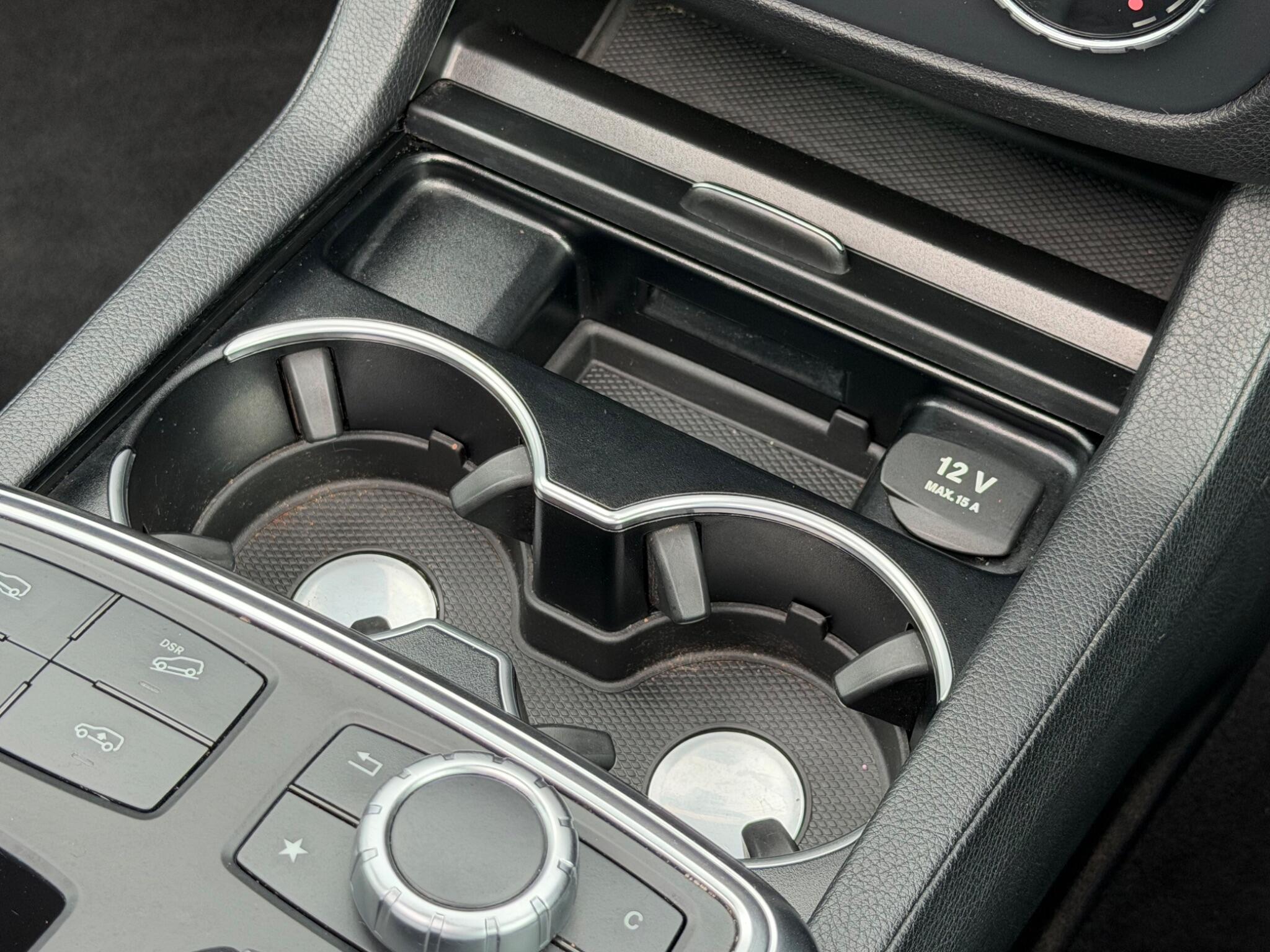Mercedes-Benz GL view 42