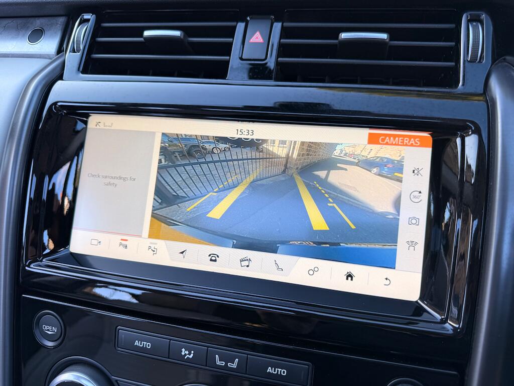 Land Rover Discovery view 43