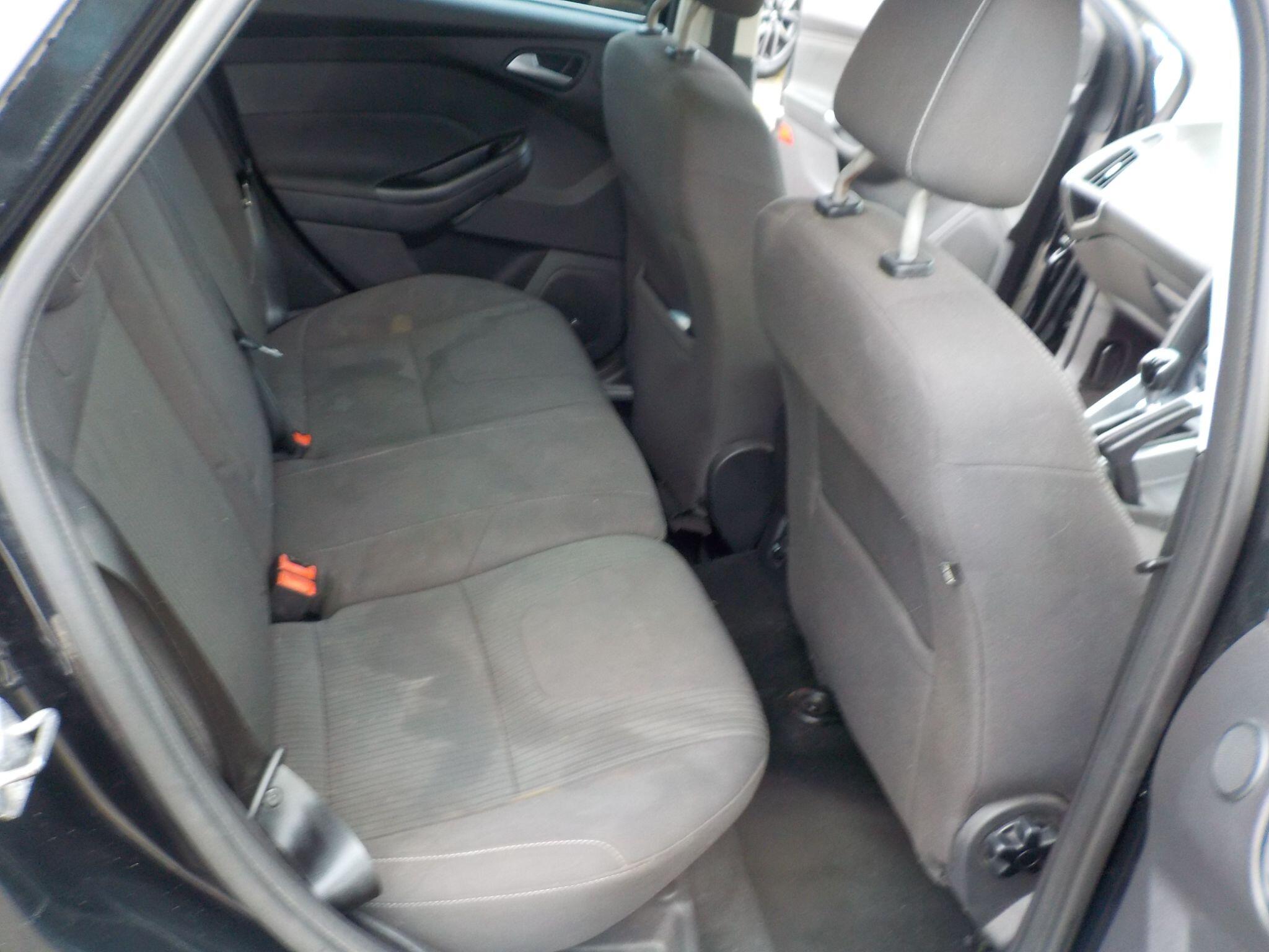 Ford Focus 1.6 TDCi Titanium Navigator Euro 5 (s/s) 5dr