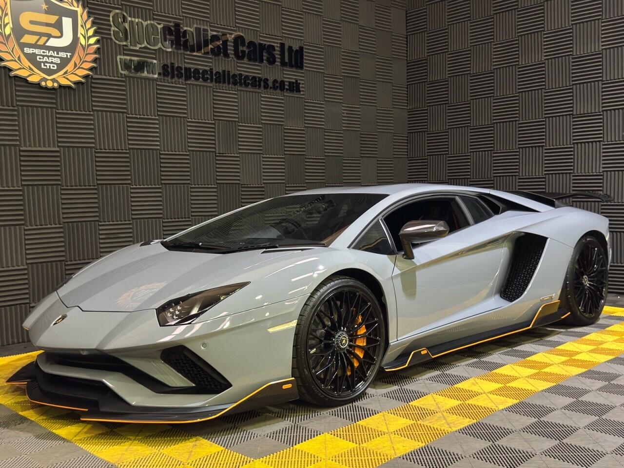 Lamborghini Aventador view 23