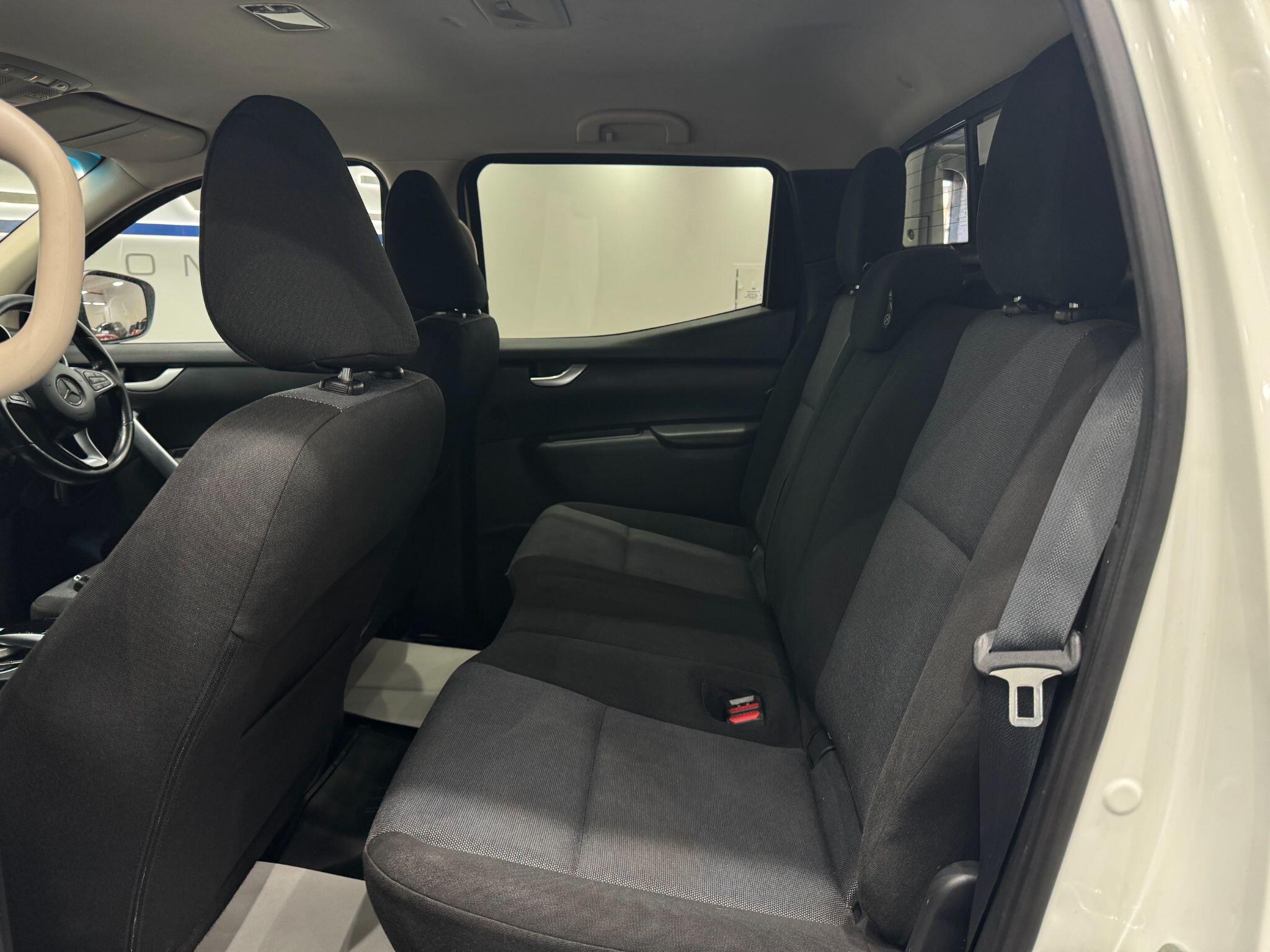Mercedes-Benz X-Class view 48