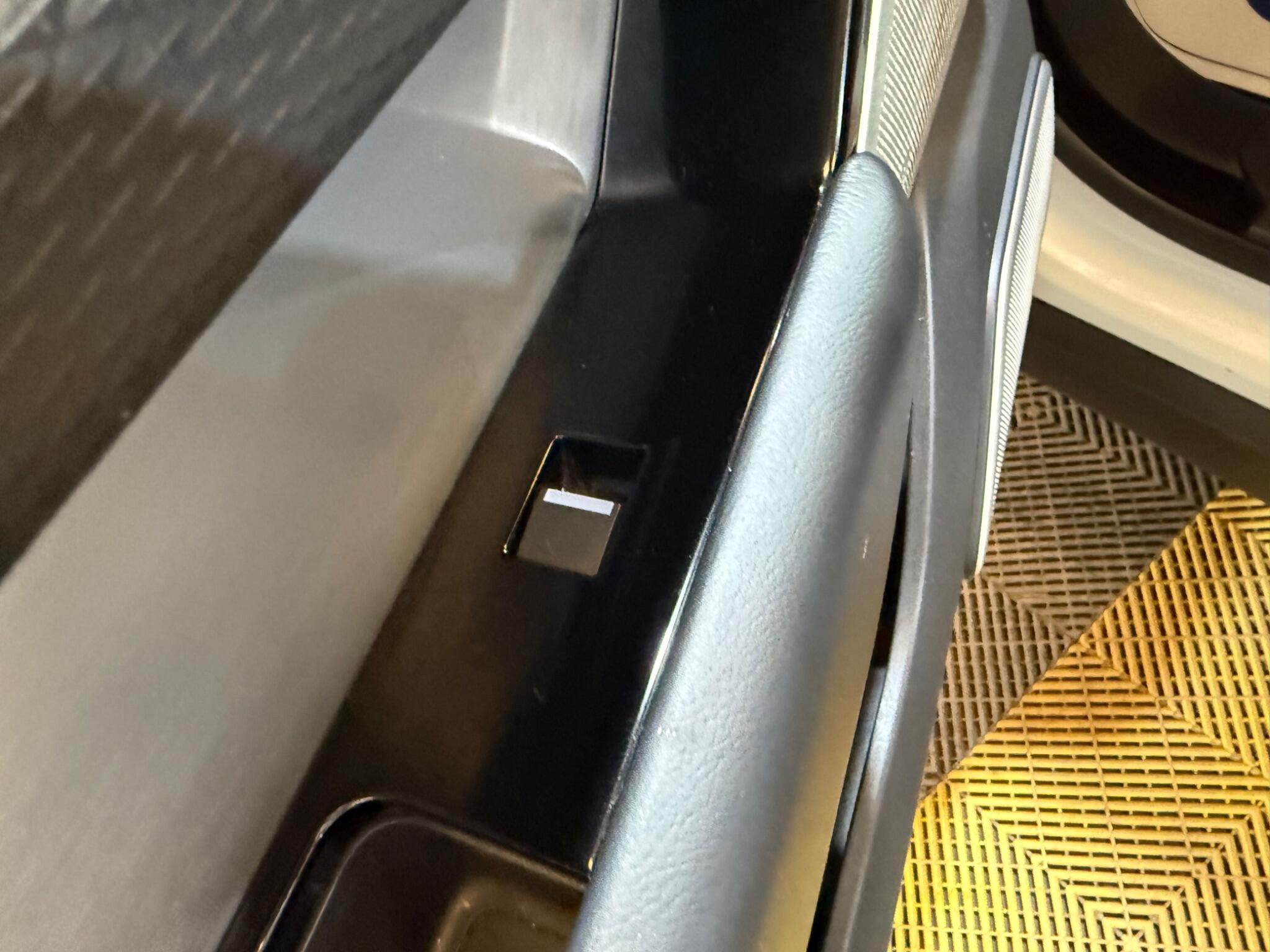 Land Rover Range Rover Velar view 64