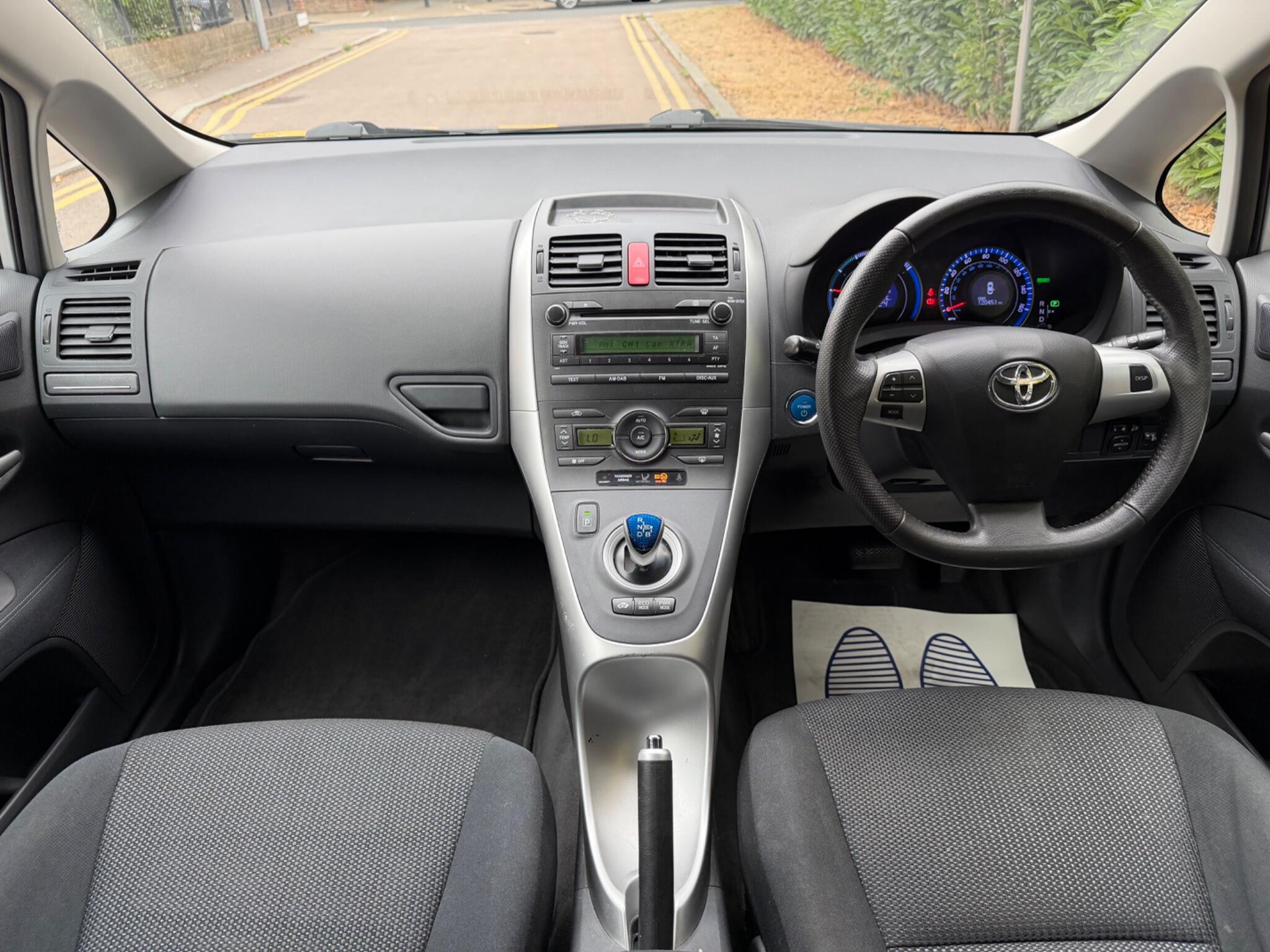 Toyota Auris view 18