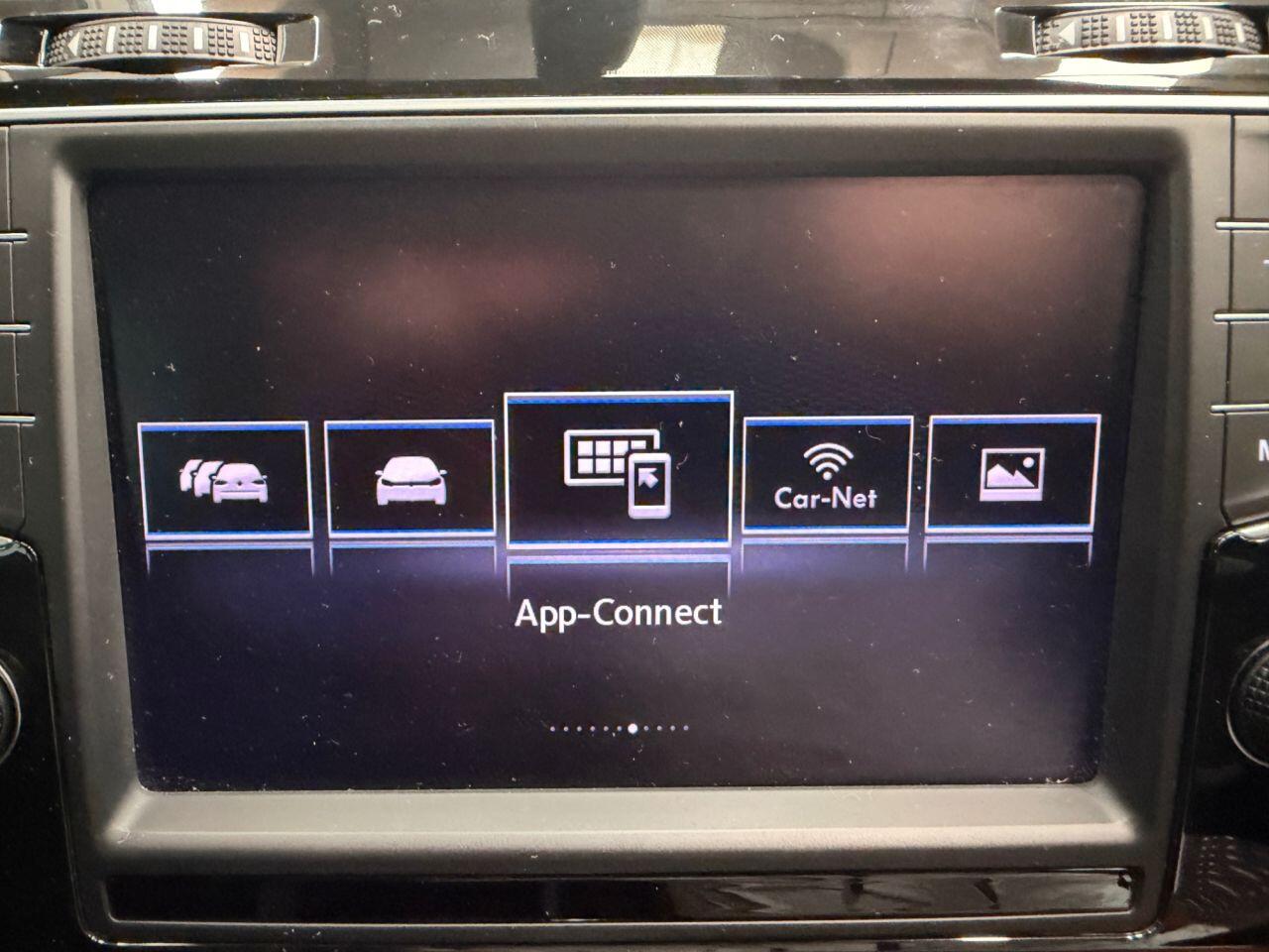 Volkswagen Golf view 47