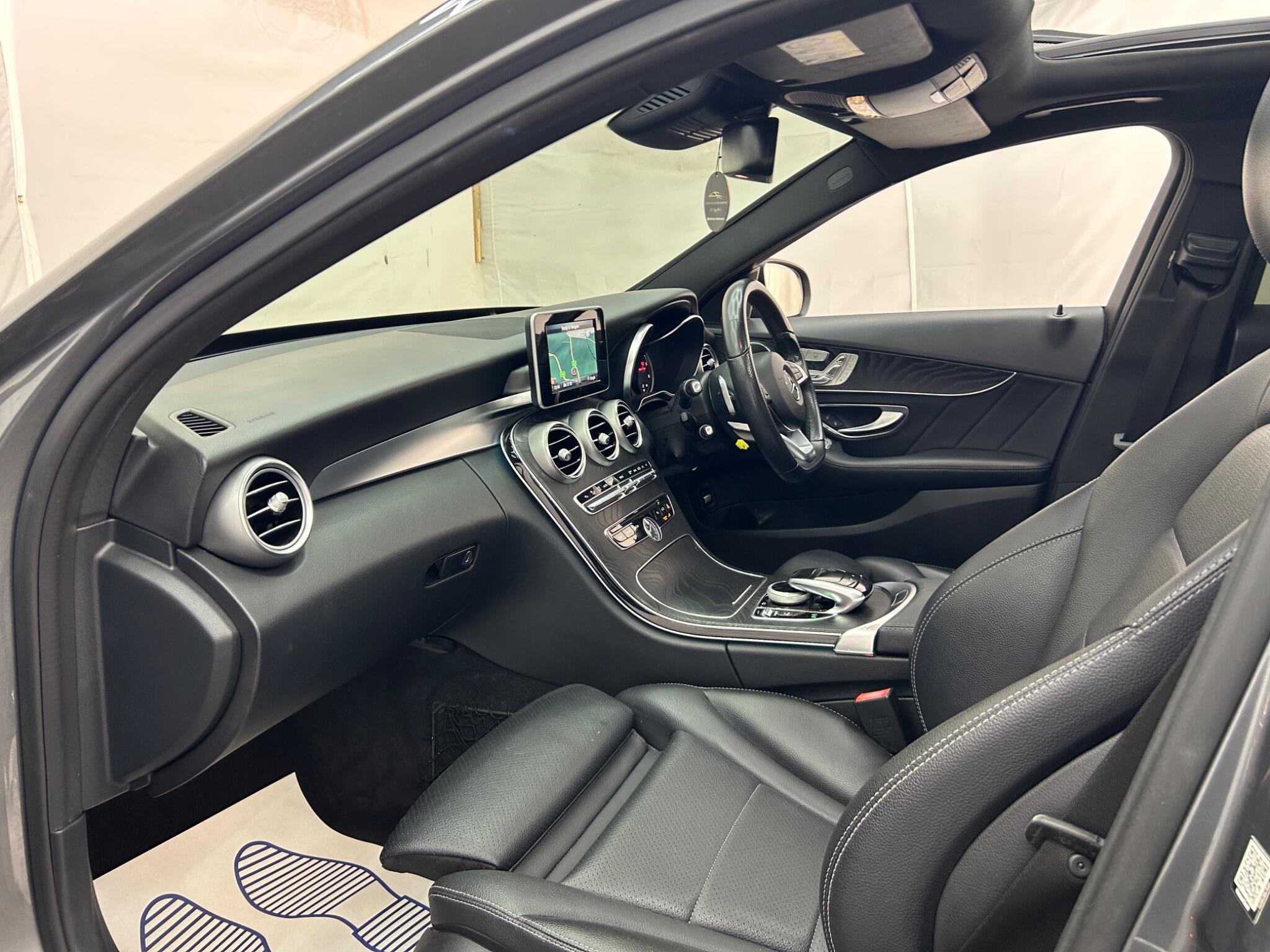 Mercedes-Benz C Class view 47