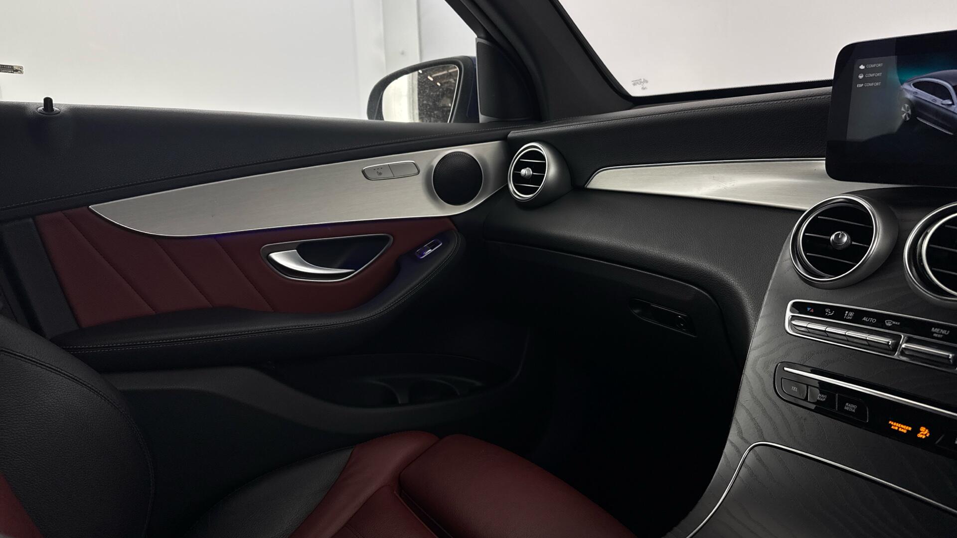 Mercedes-Benz GLC view 35