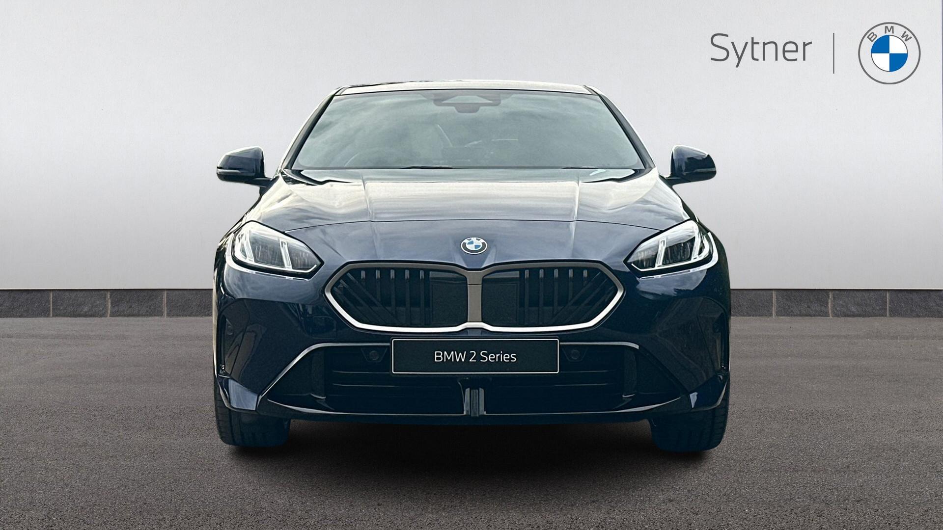 BMW 2 Series view 16