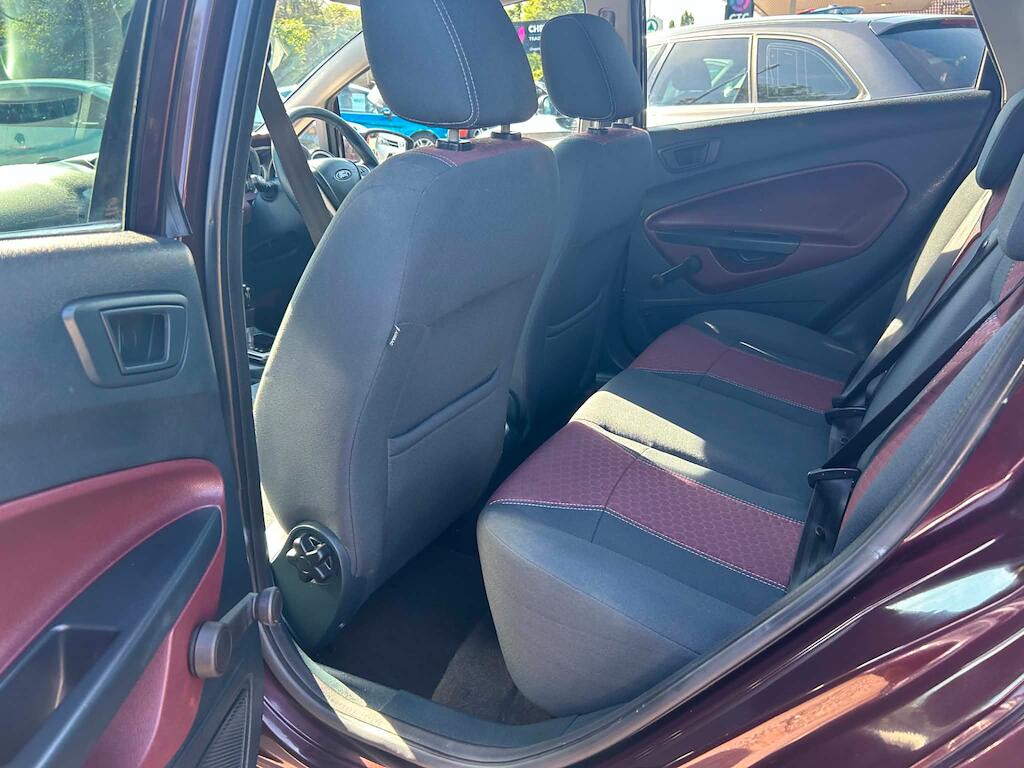 Ford Fiesta view 15