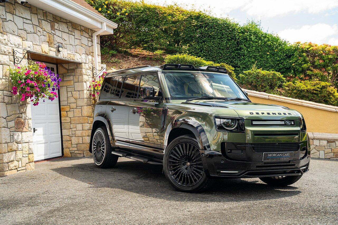 Land Rover Defender view 44