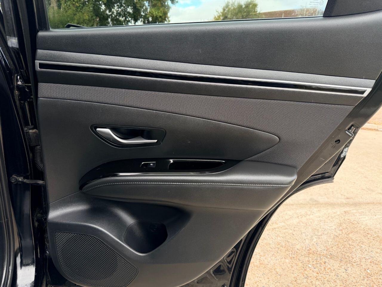 Hyundai Tucson view 21