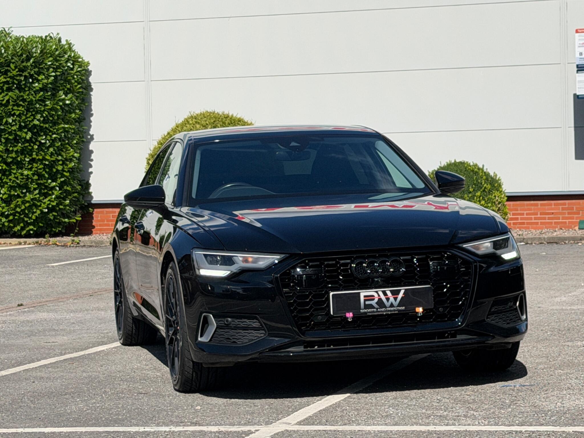Audi A6 Saloon view 14