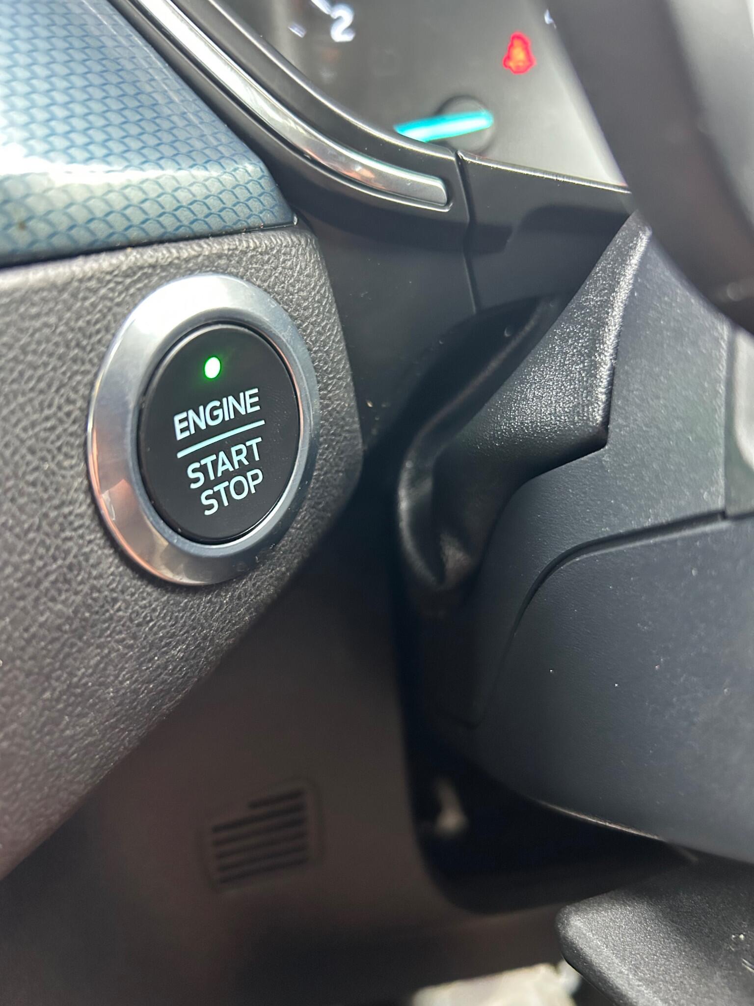 Ford Focus view 13