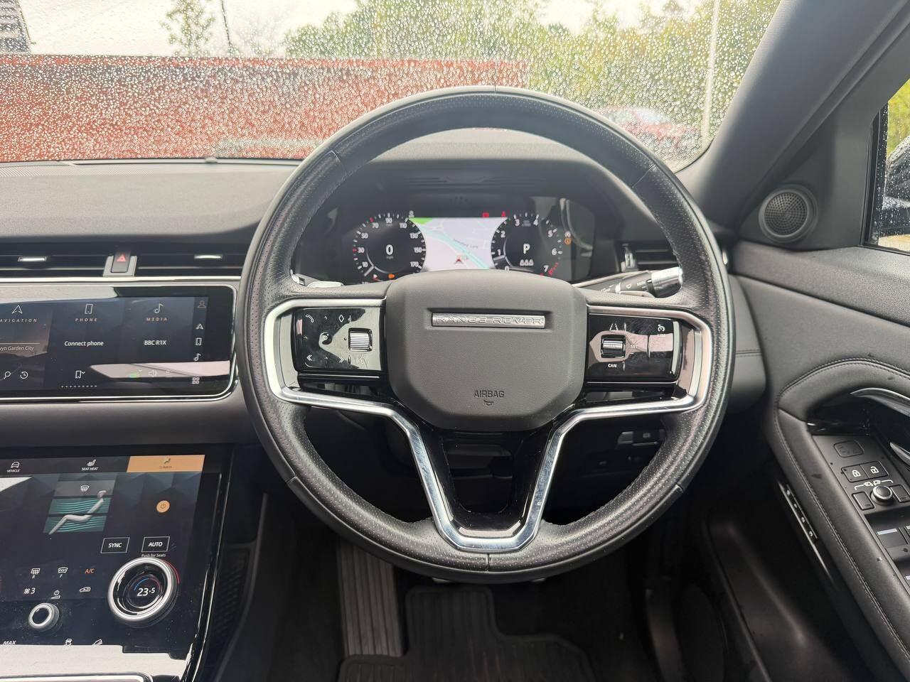 Land Rover Range Rover Evoque view 33