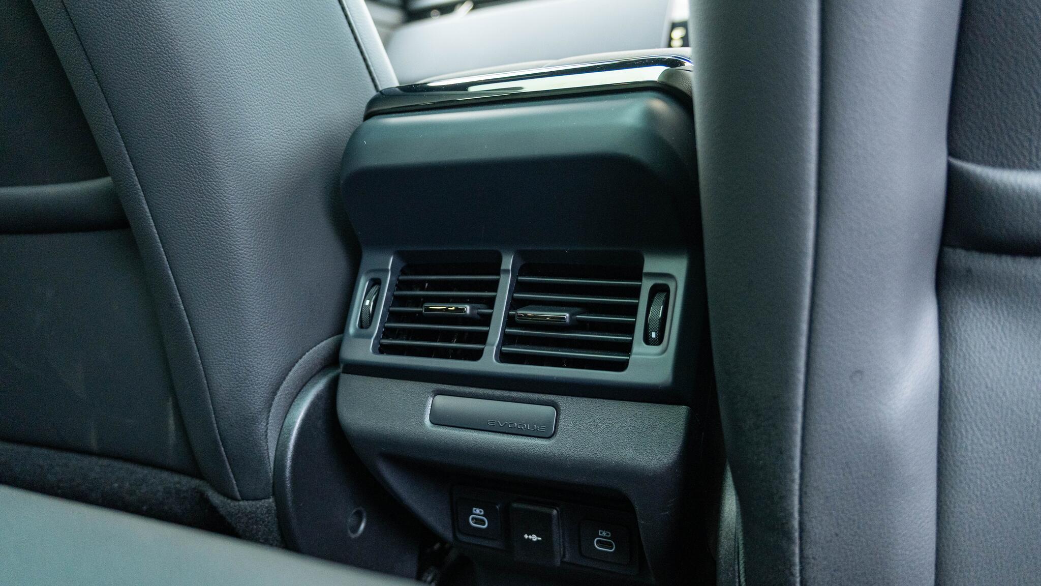 Land Rover Range Rover Evoque view 18