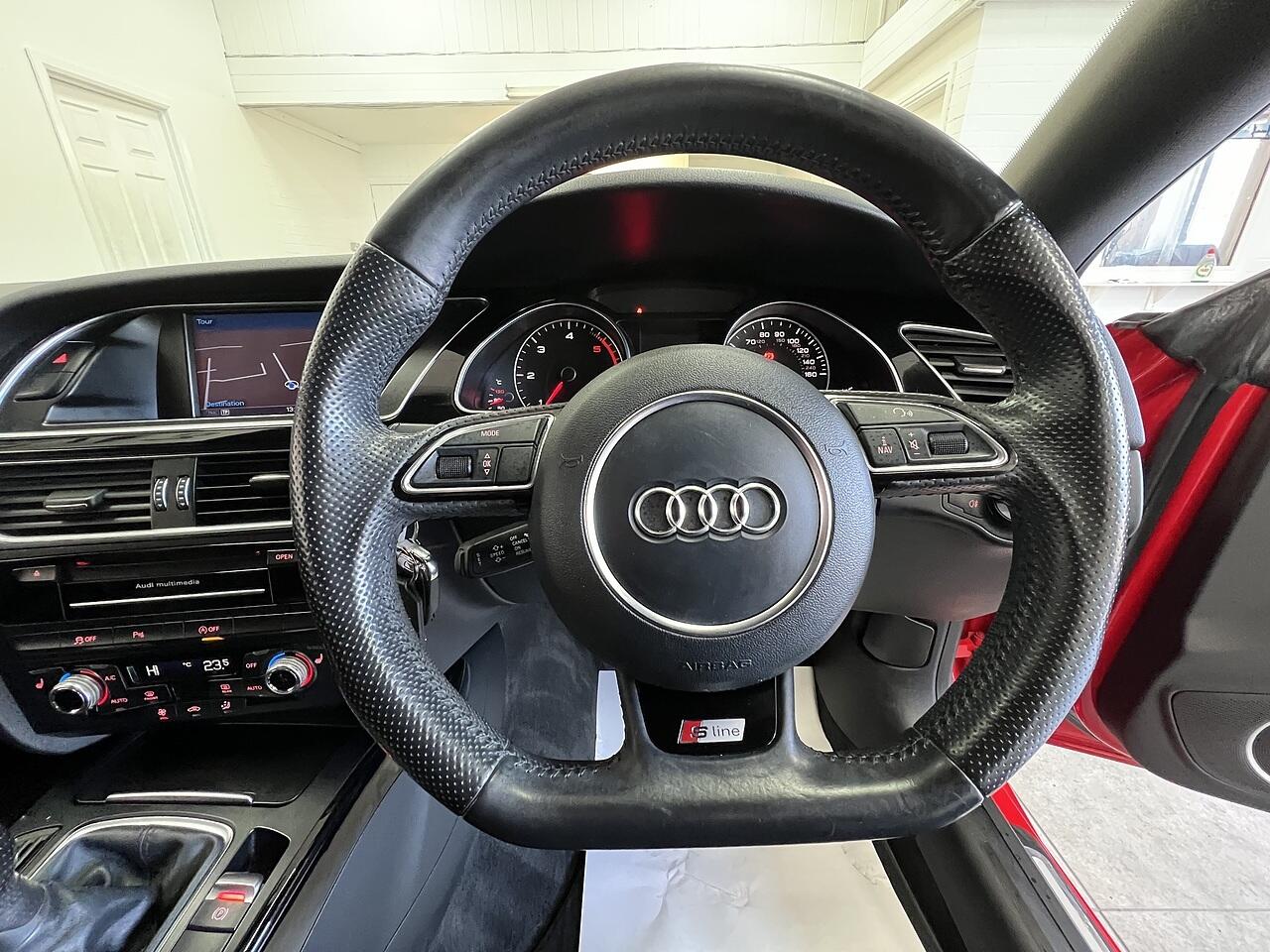 Audi A5 view 9
