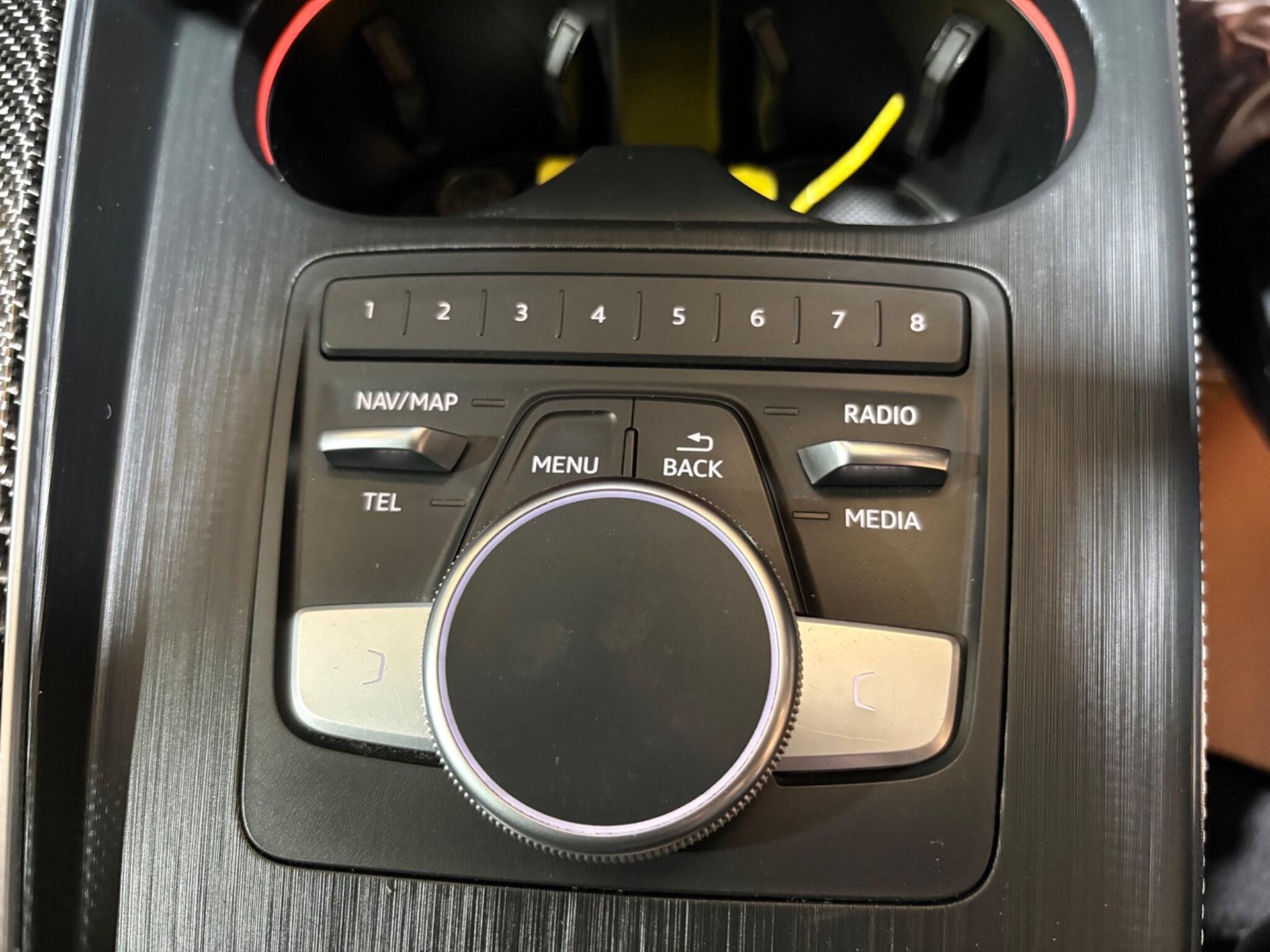 Audi RS4 Avant view 15
