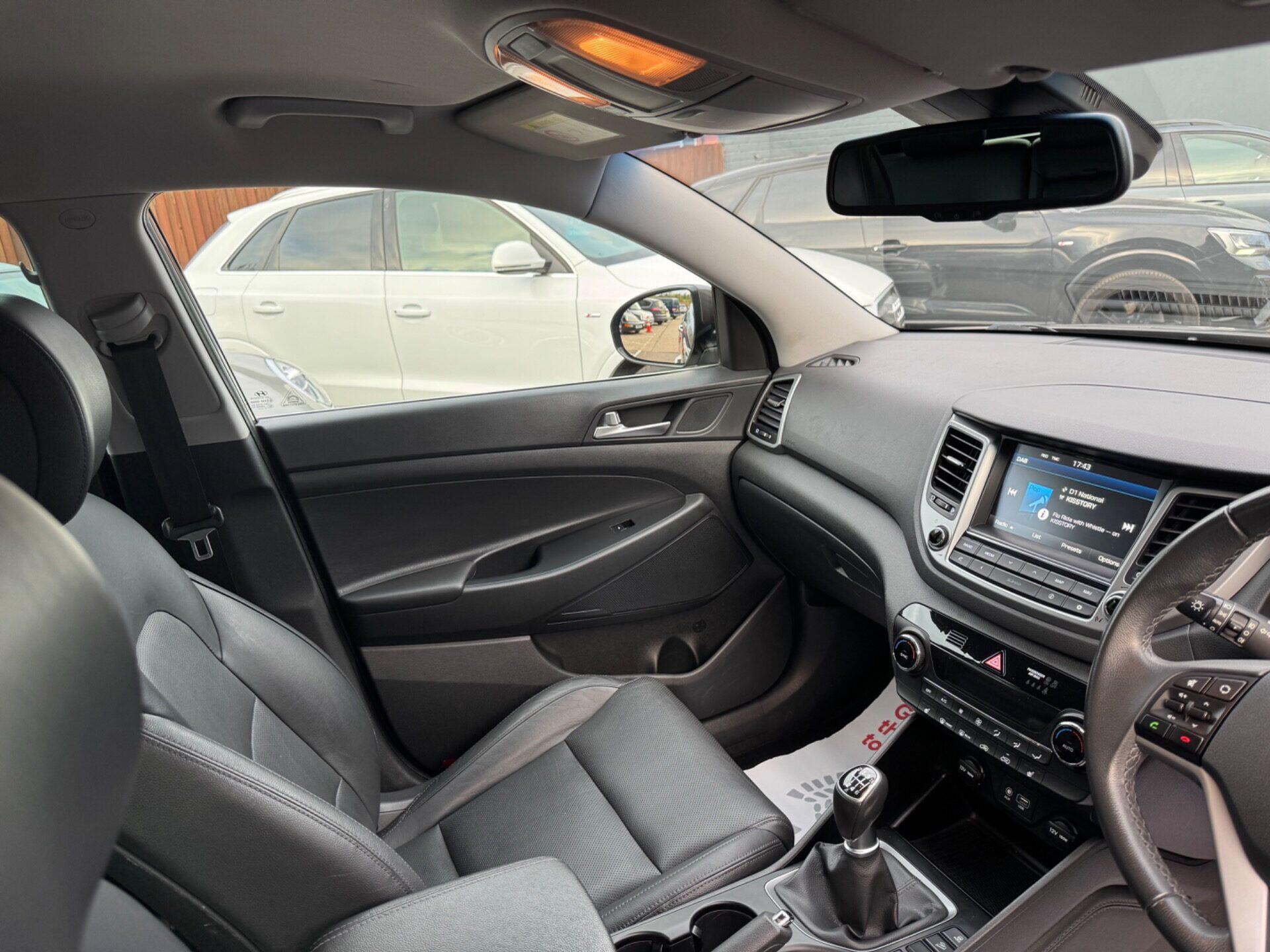 Hyundai Tucson view 49