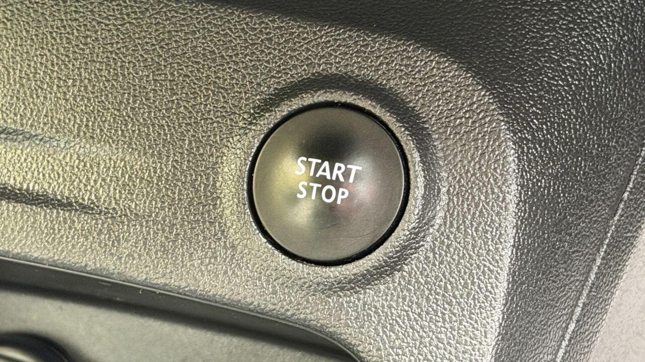 Renault Captur view 30