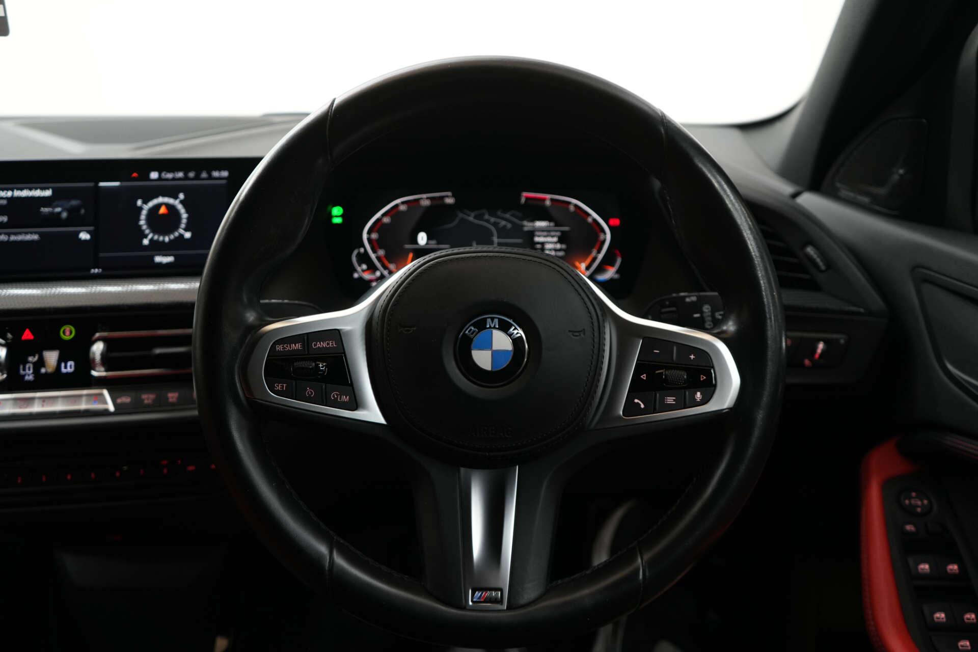 BMW 1 Series view 44
