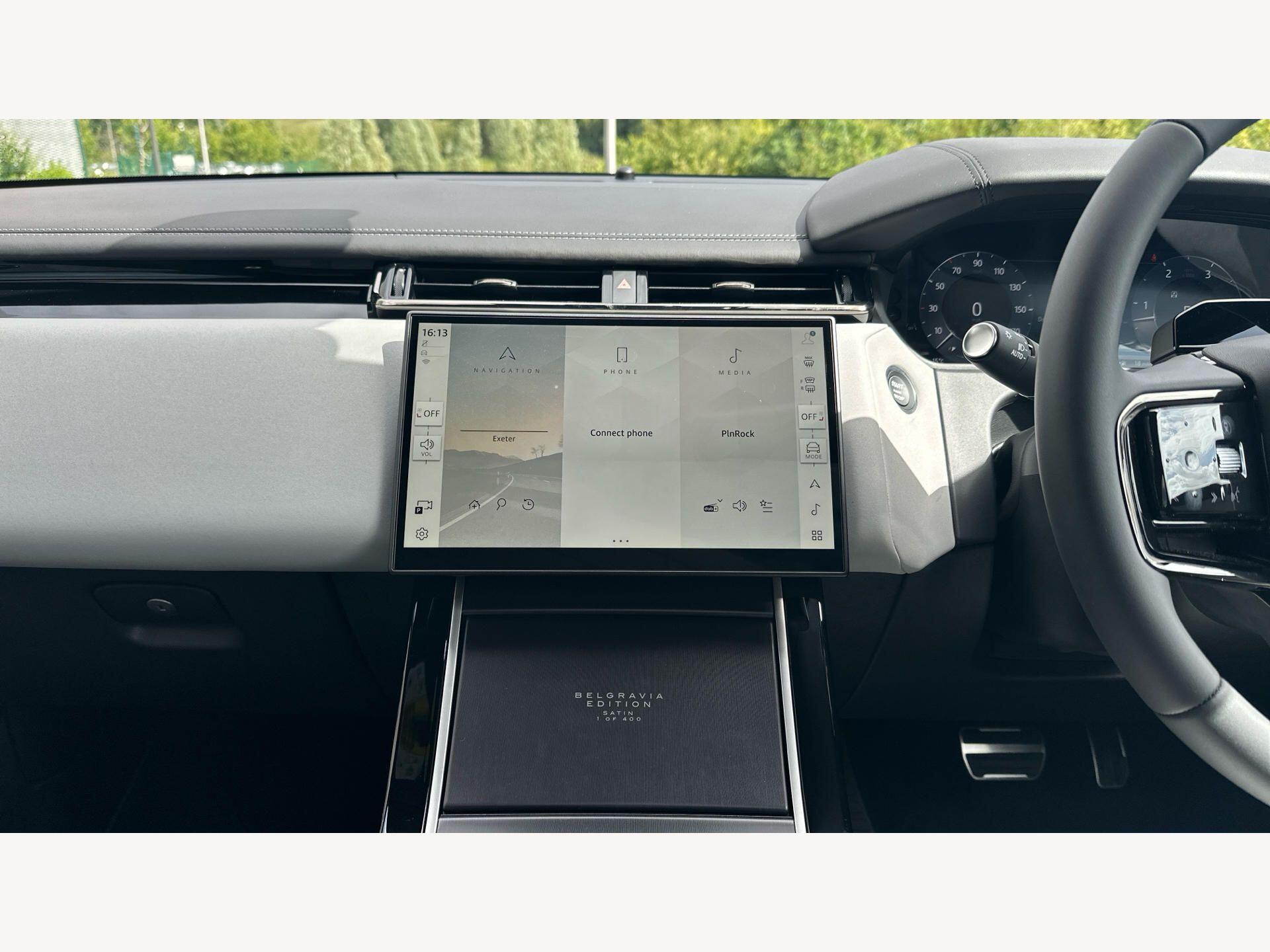 Land Rover Range Rover Velar view 17