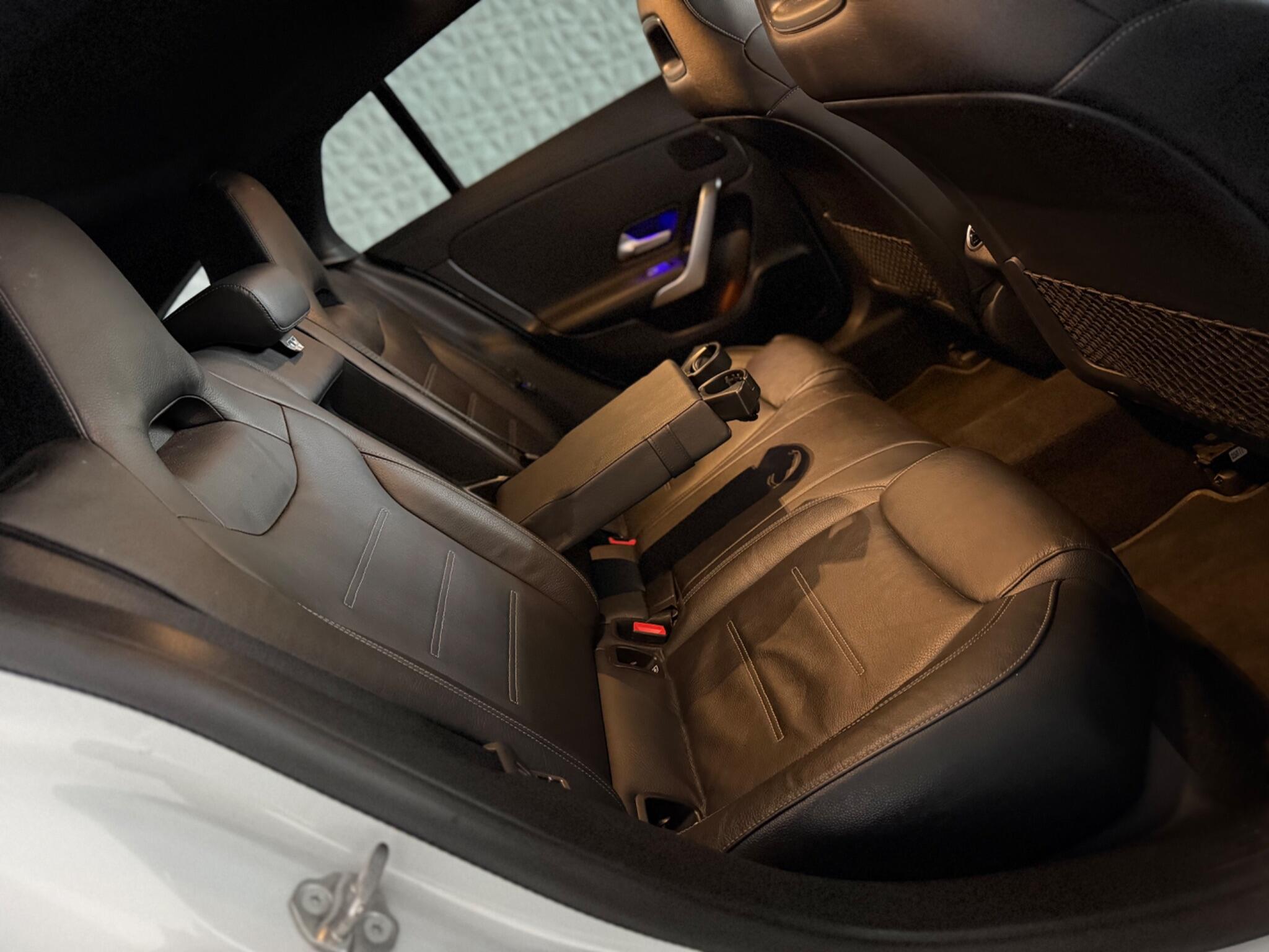 Mercedes-Benz Cla view 31