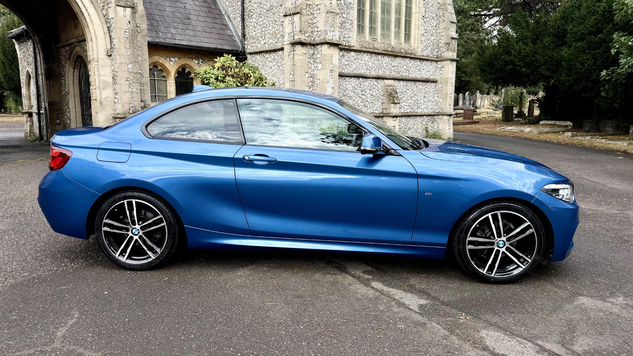 BMW 2 Series view 21