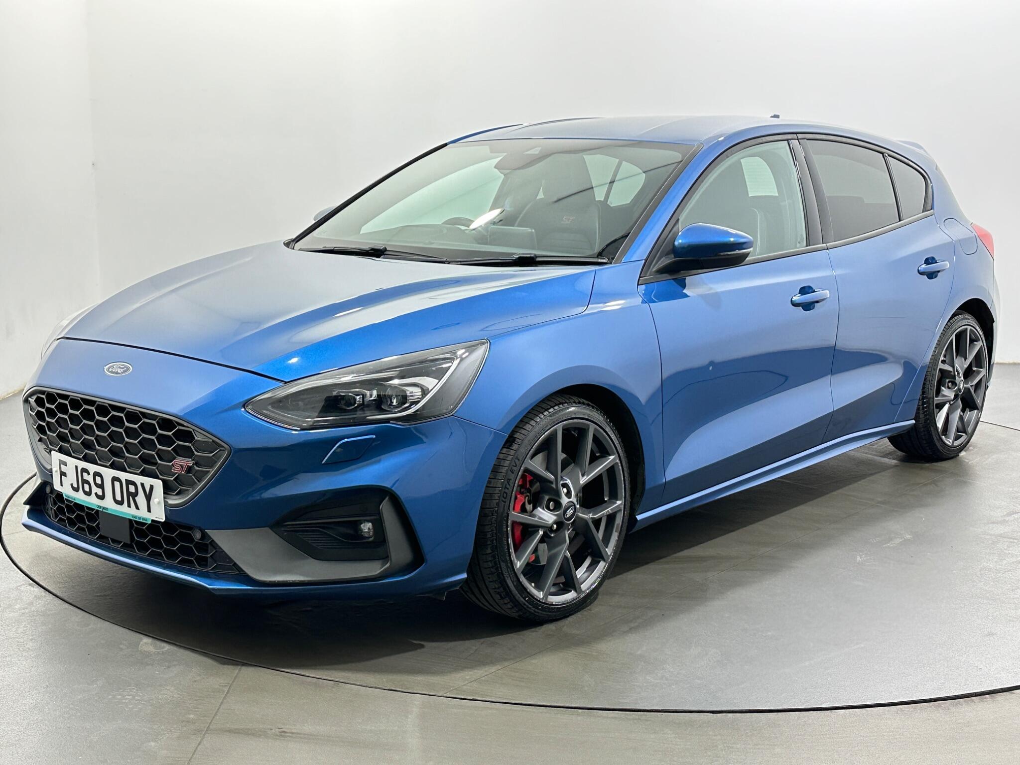 Ford Focus view 4