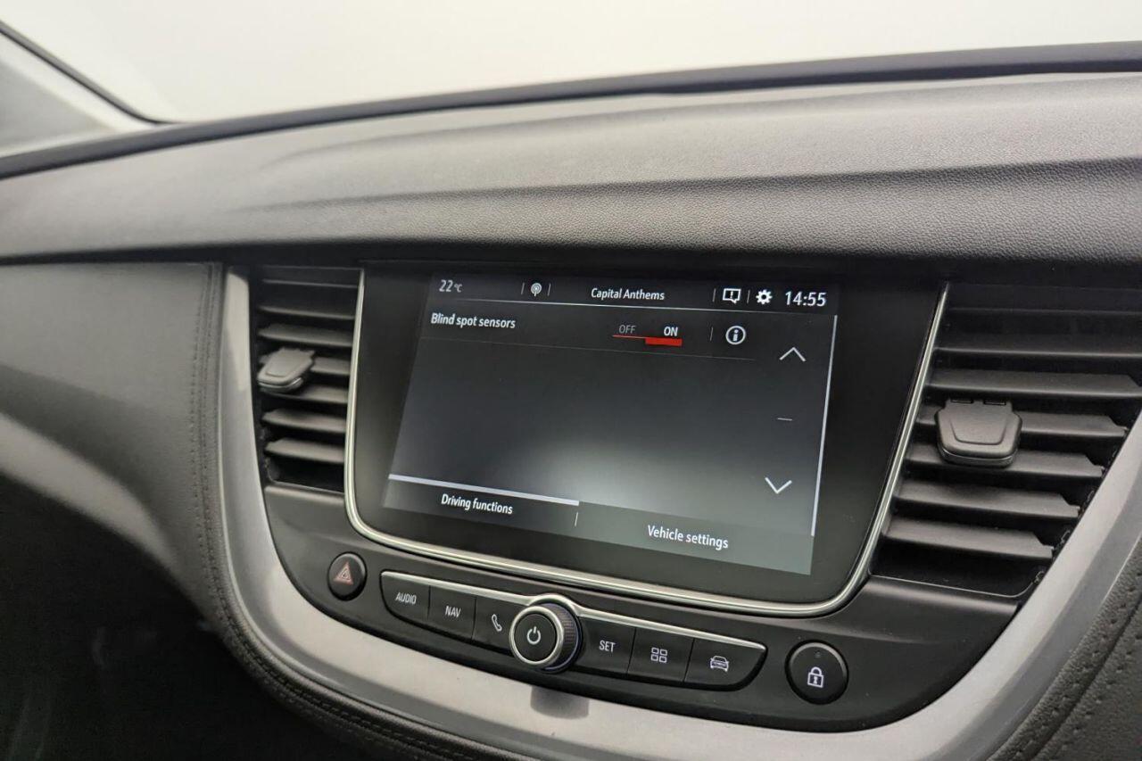 Vauxhall Grandland X view 33