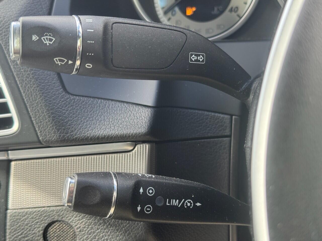 Mercedes-Benz E-Class view 21