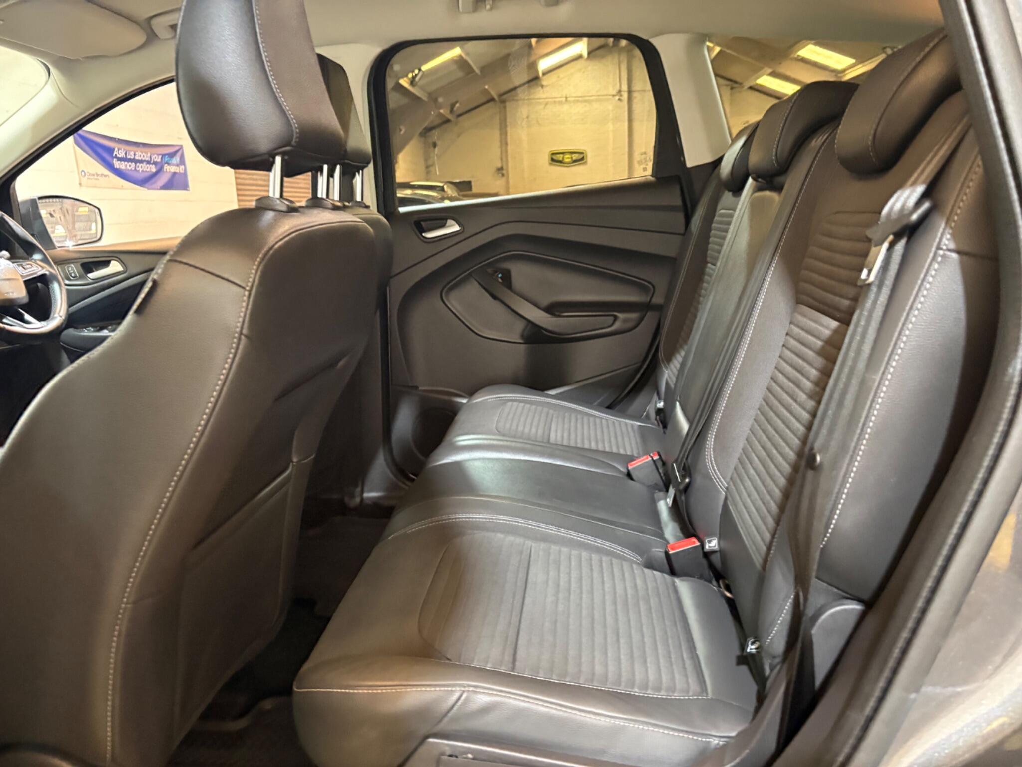 Ford Kuga view 26