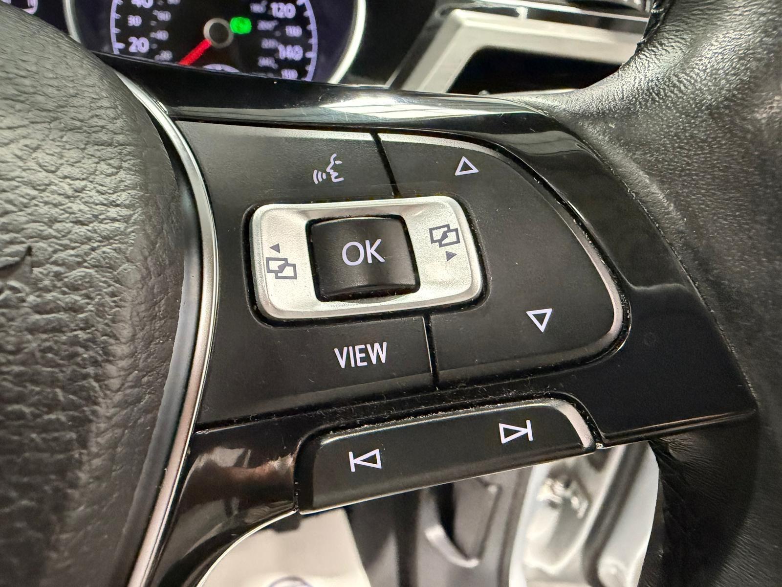 Volkswagen Touran view 22