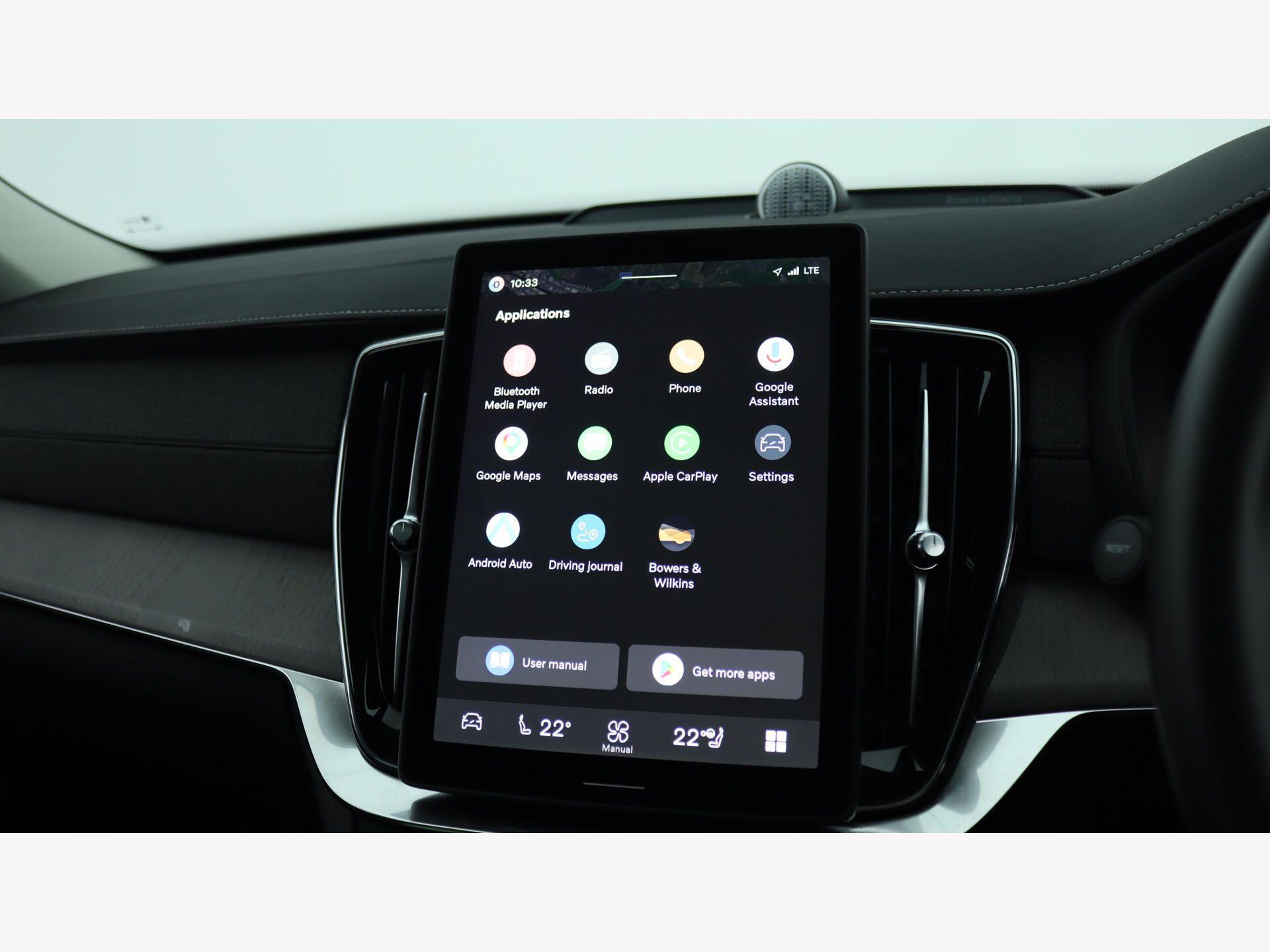 Volvo XC90 view 18