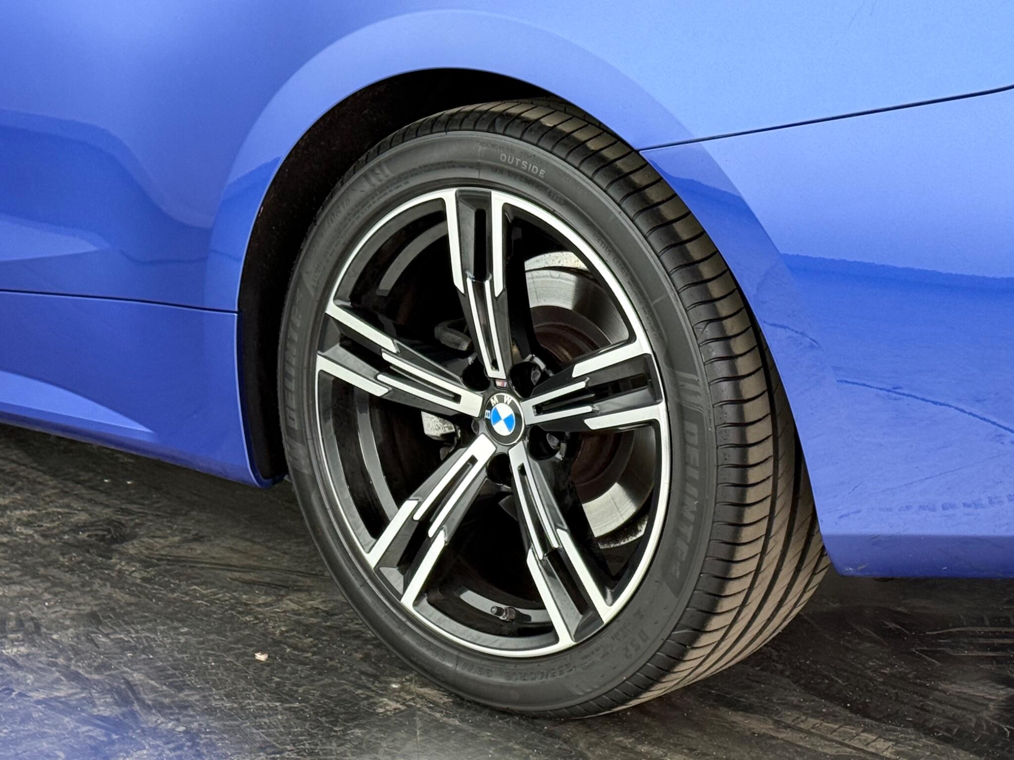 BMW 4 Series view 10