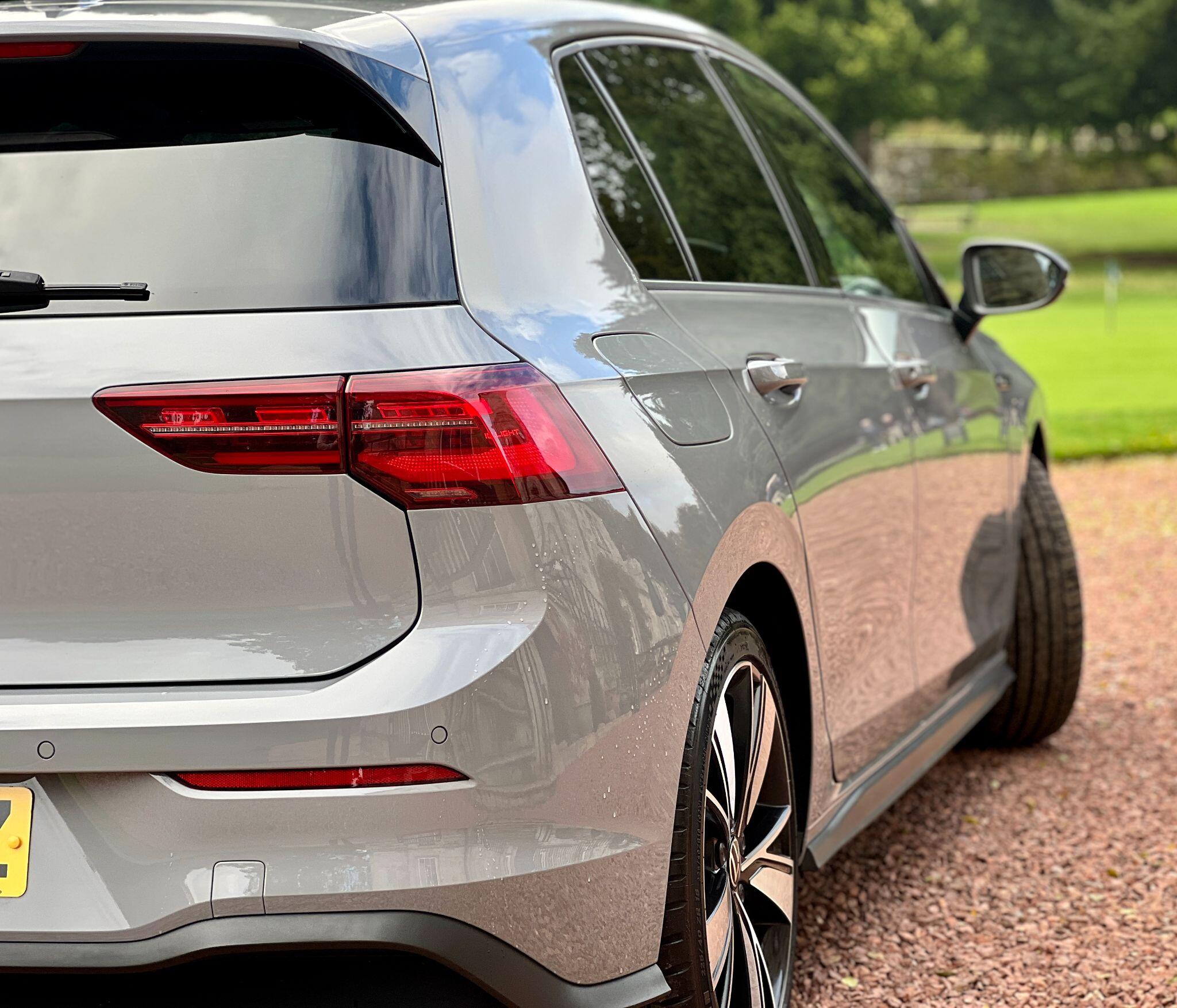 Volkswagen Golf view 19