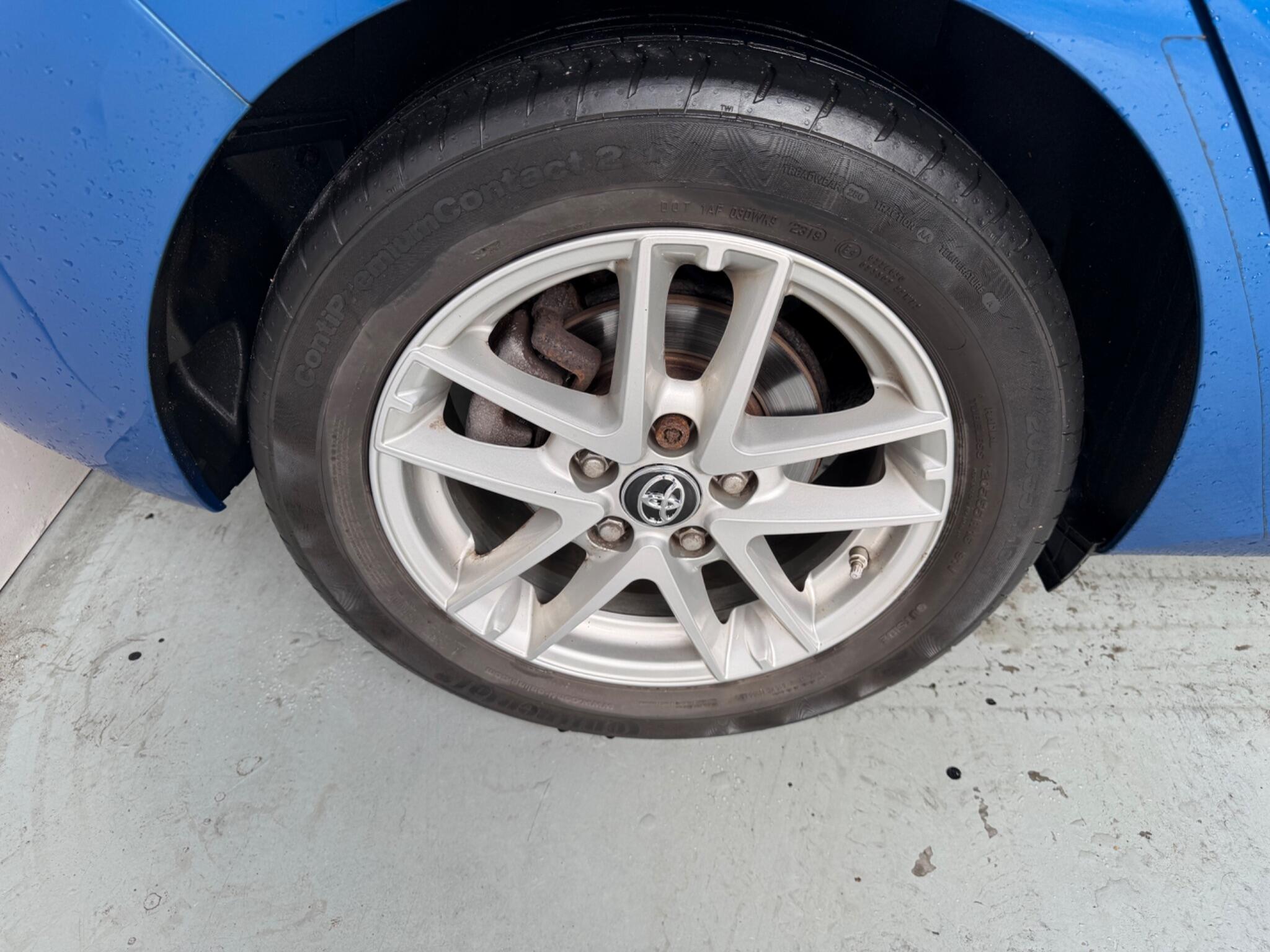 Toyota Auris view 81