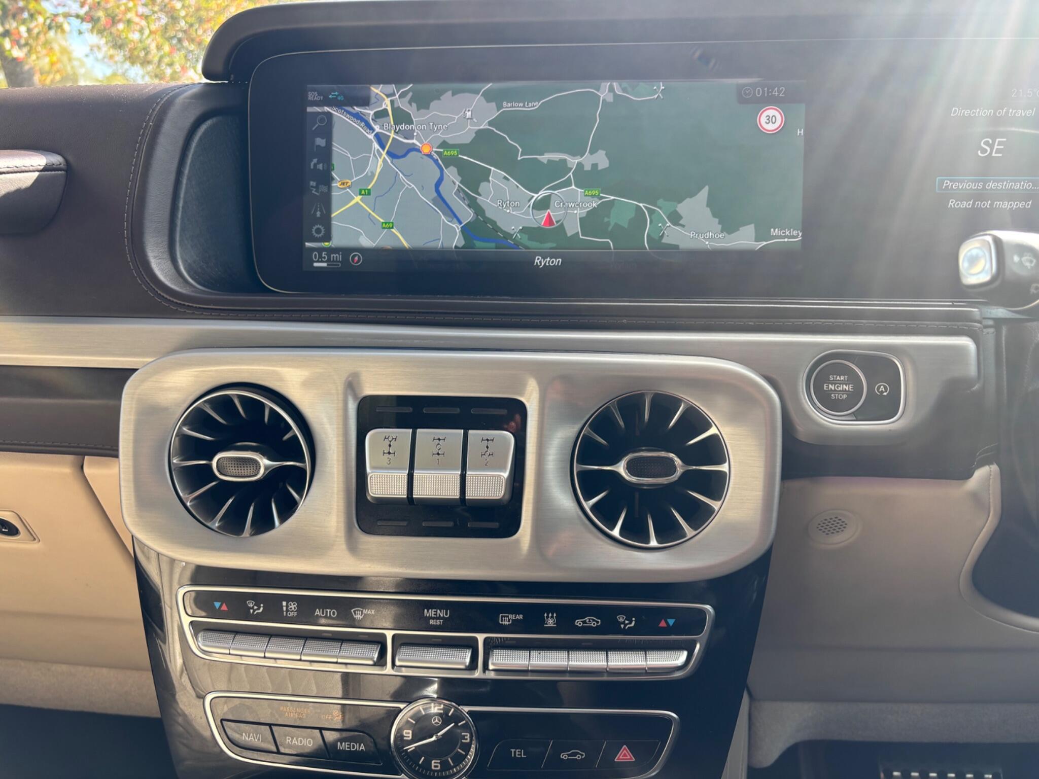 Mercedes-Benz G-Class view 19
