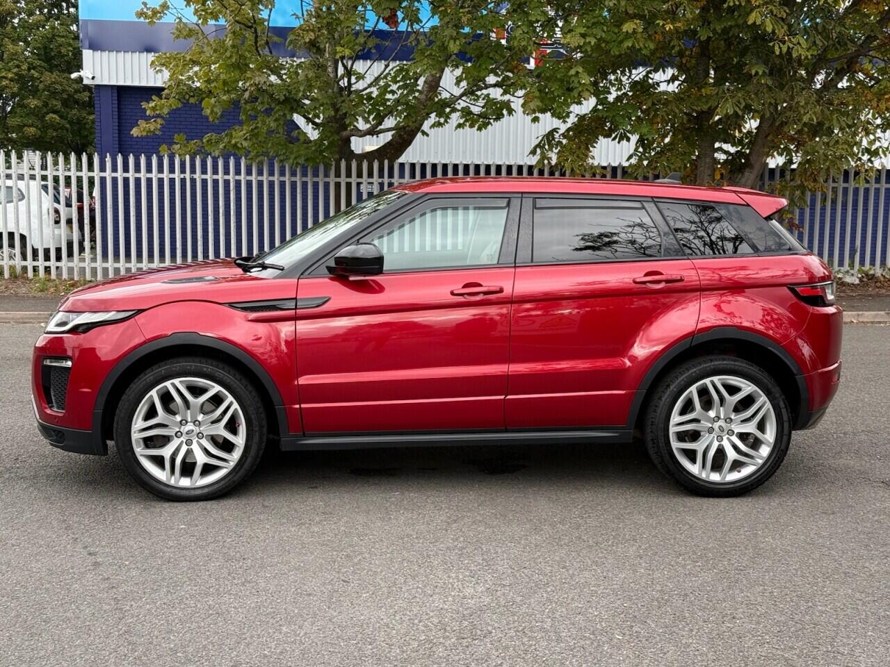 Land Rover Range Rover Evoque view 4