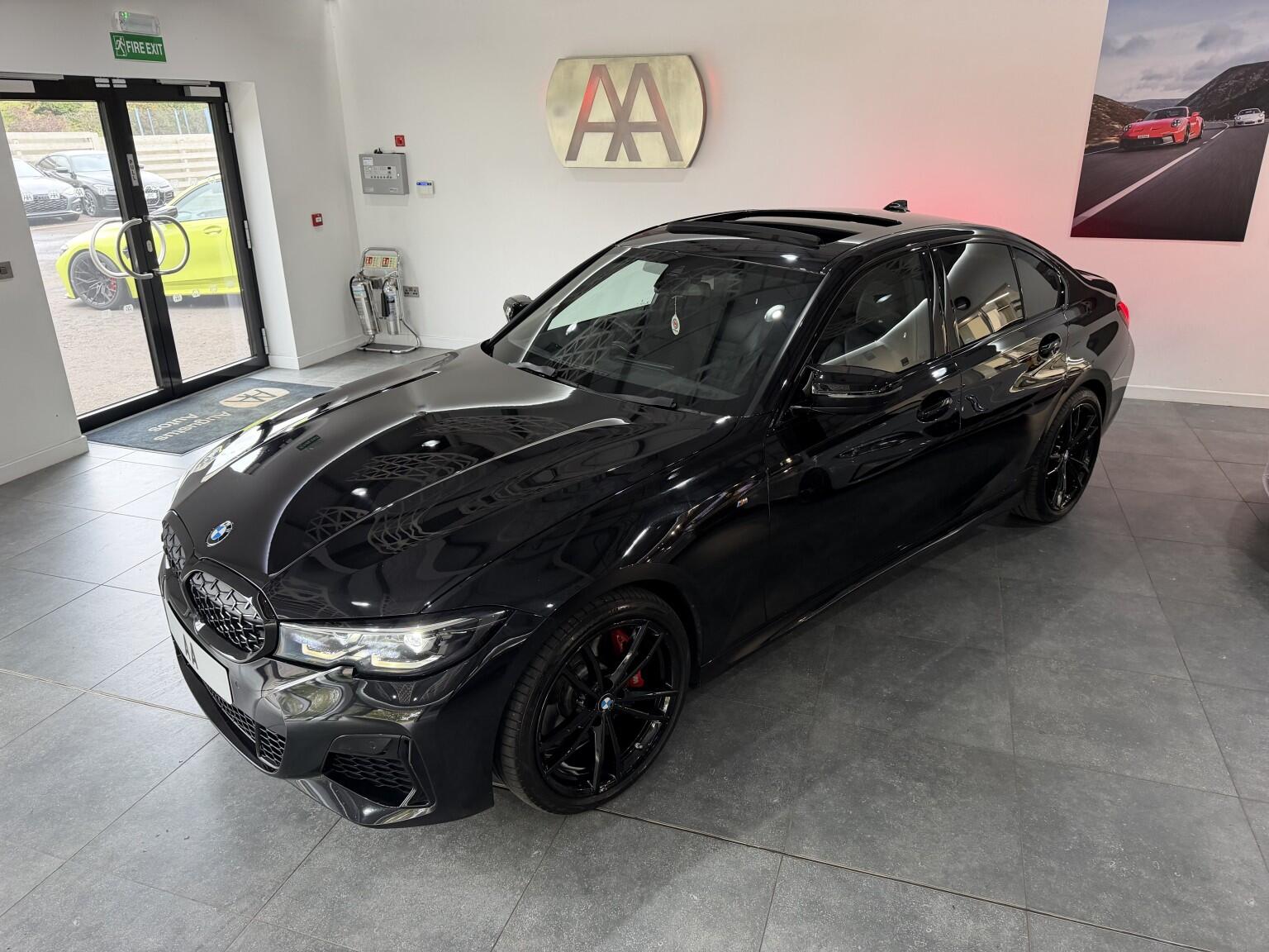BMW 3 Series view 26