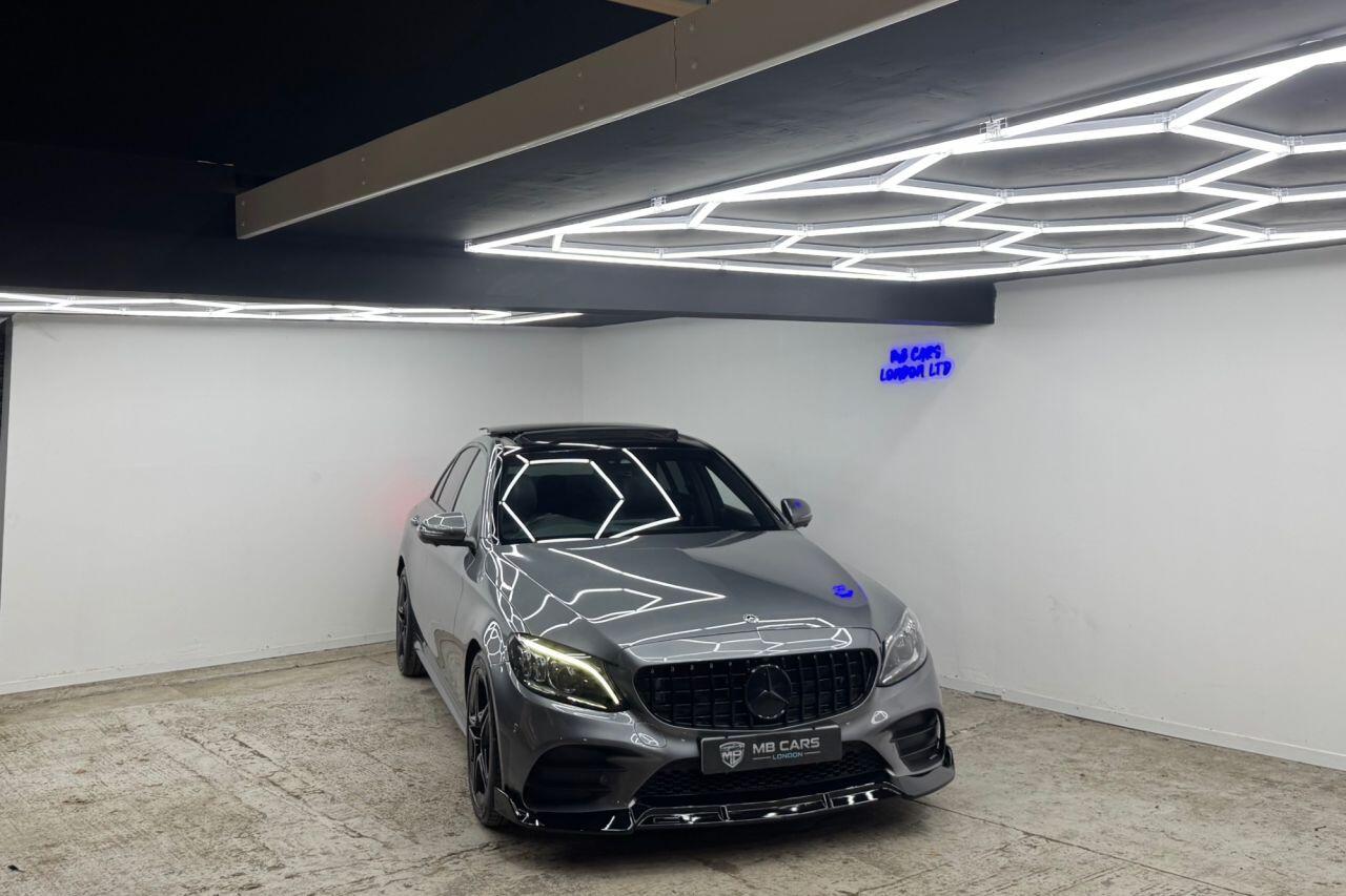 Mercedes-Benz C-Class view 6