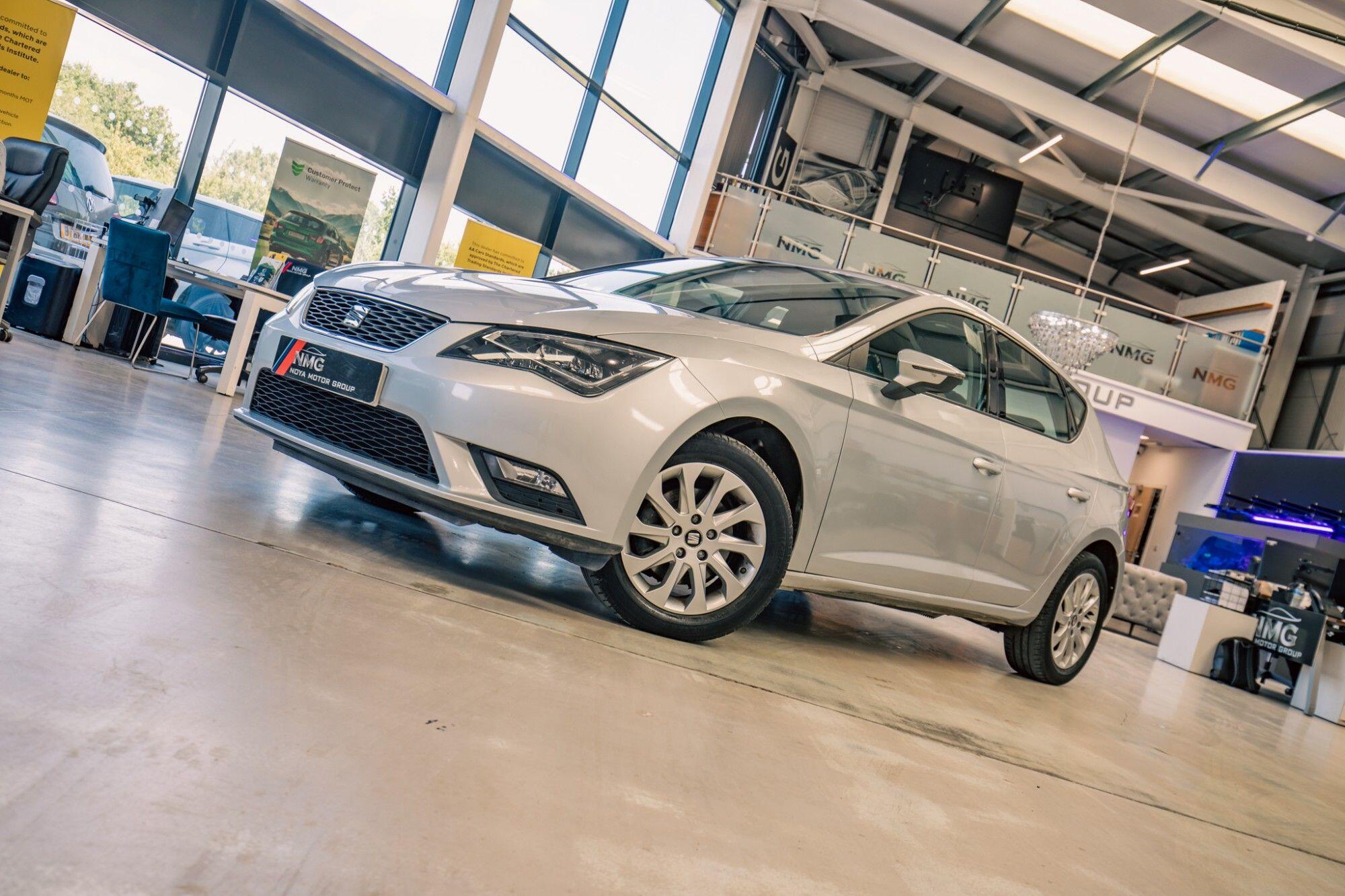 SEAT Leon view 5