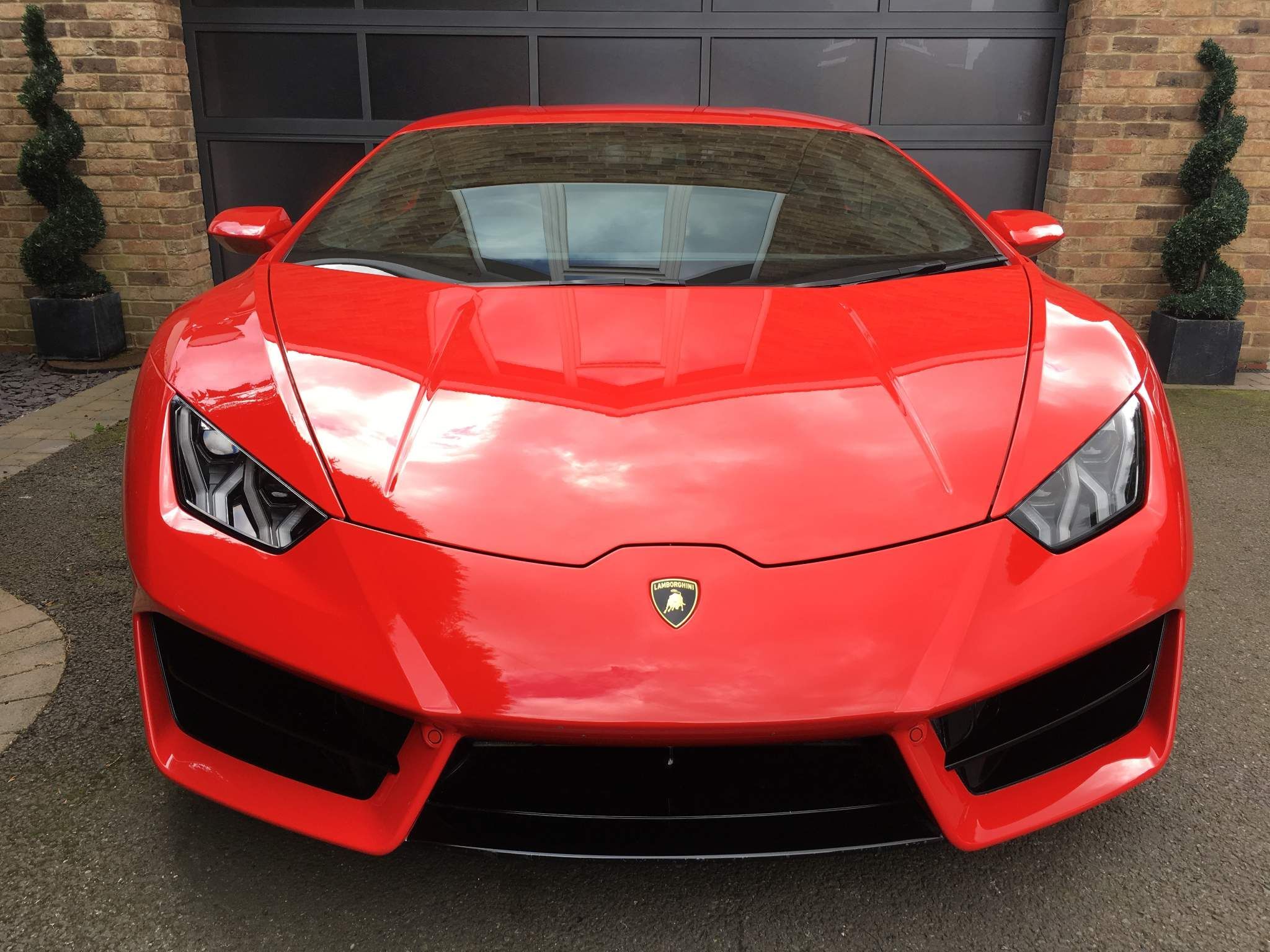 Lamborghini Huracan view 18