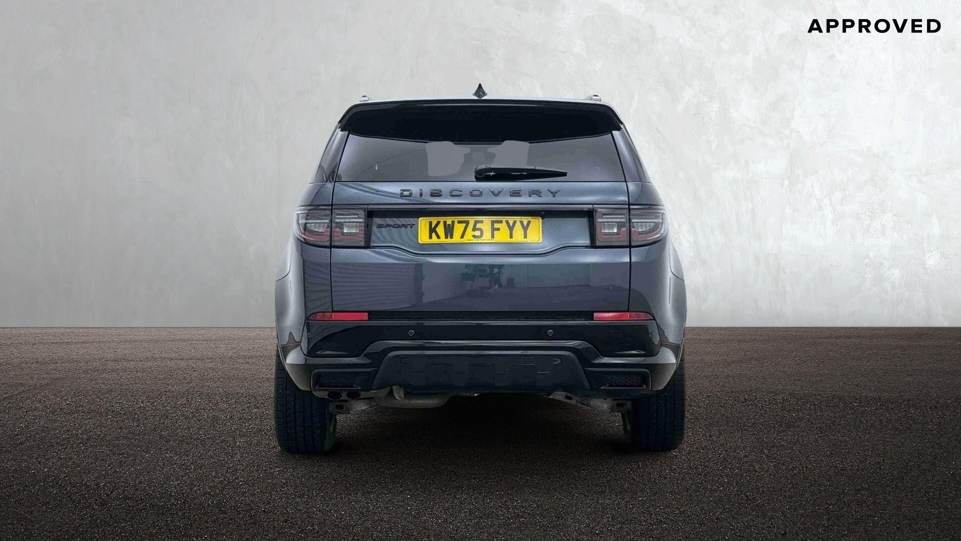 Land Rover Discovery Sport view 6