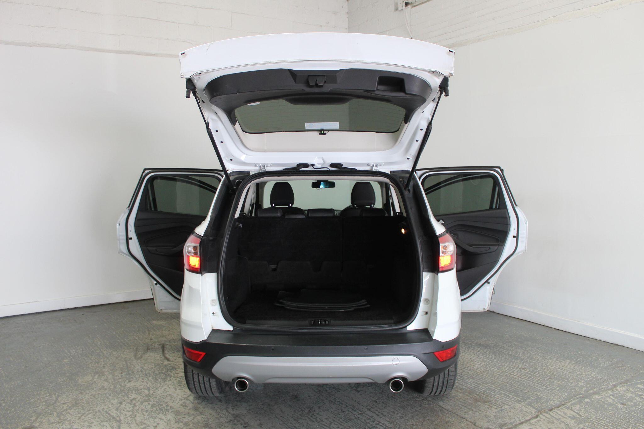 Ford Kuga view 21