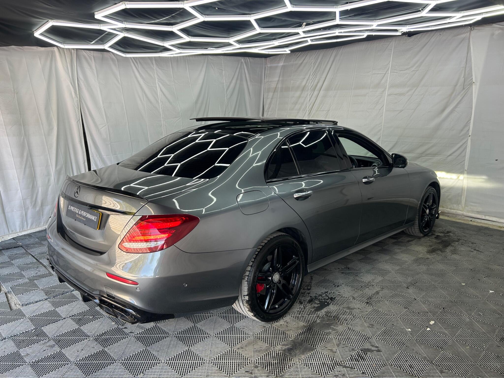 Mercedes-Benz E Class view 7