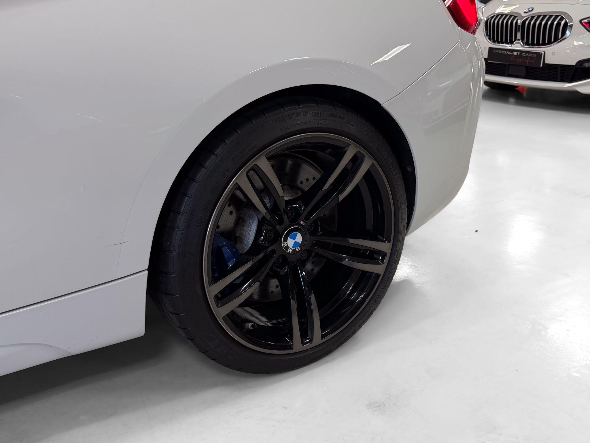 BMW M2 view 40