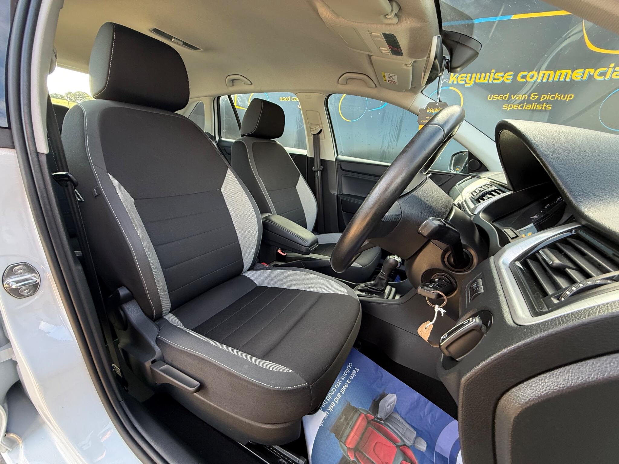 Skoda Rapid view 19