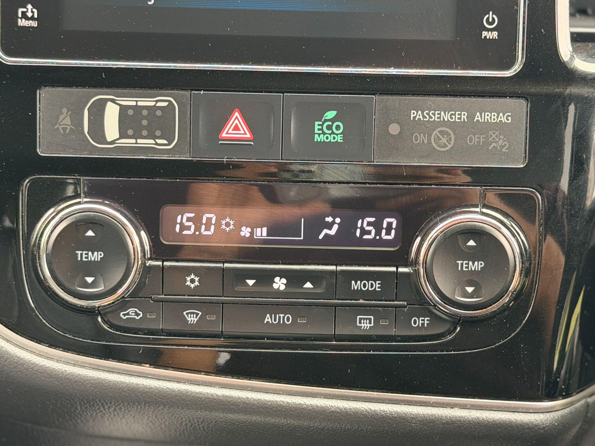 Mitsubishi Outlander view 48