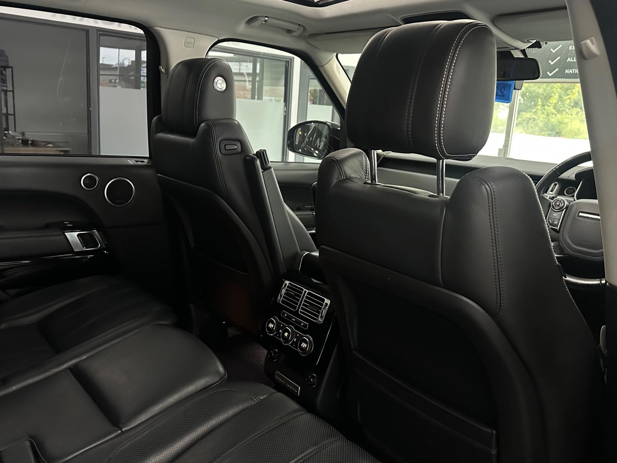 Land Rover Range Rover view 33