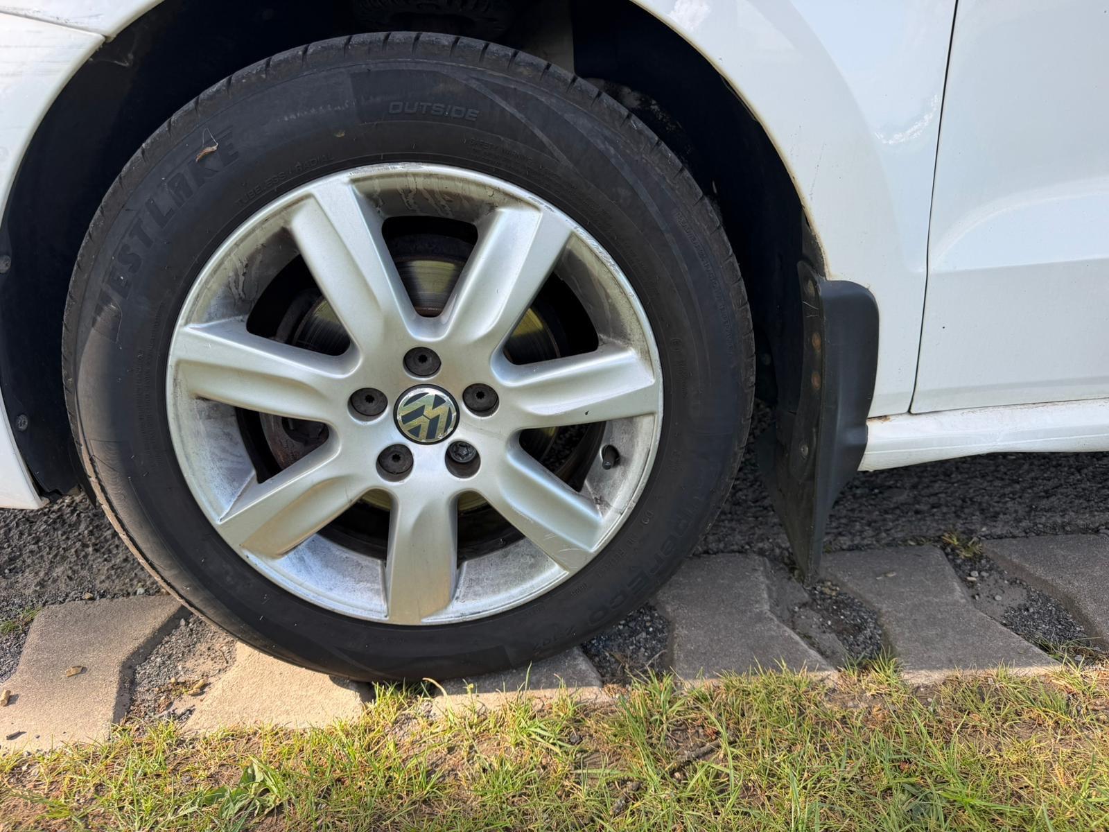 Volkswagen Polo view 16